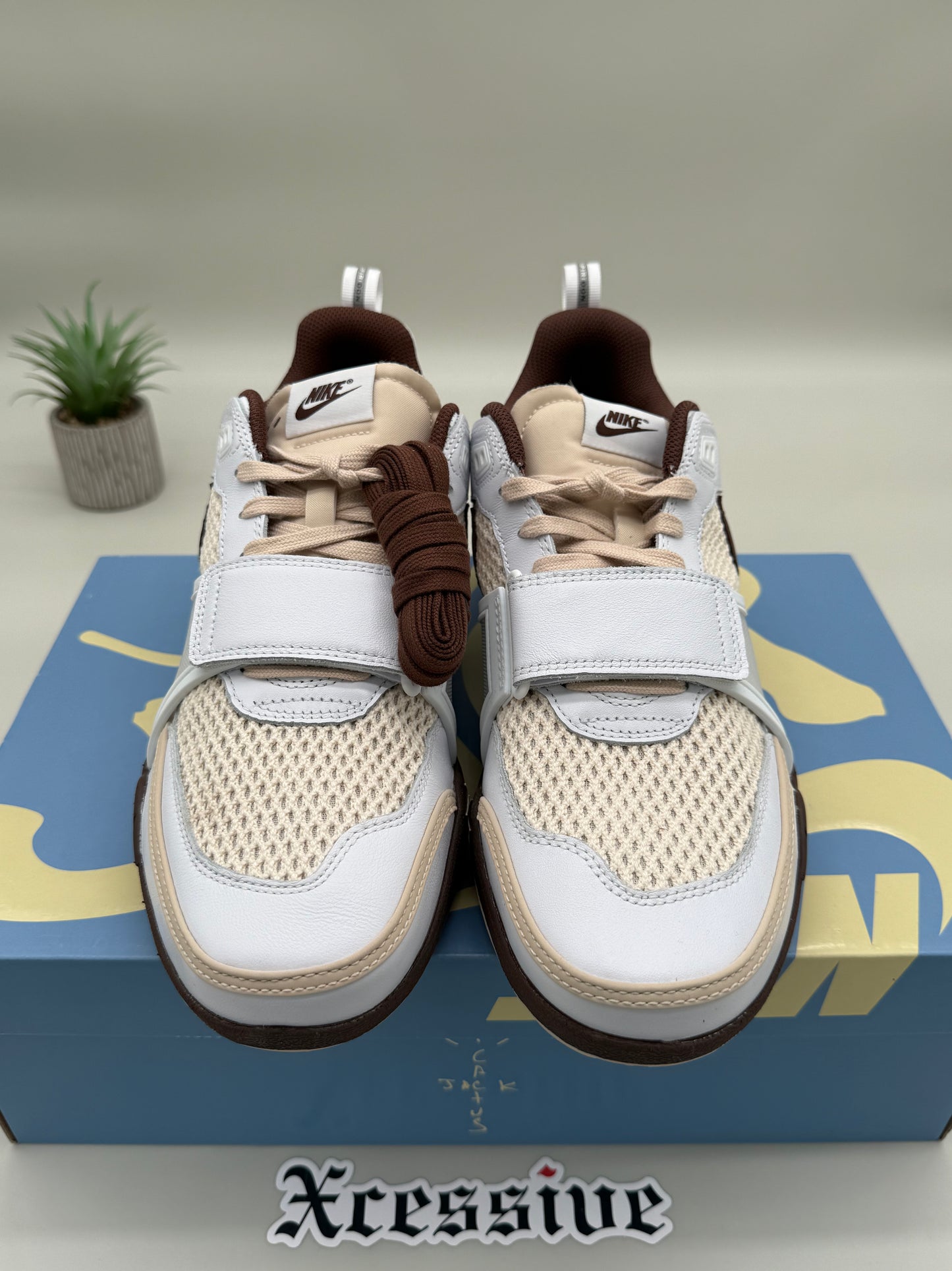 Nike Zoom Field Jaxx Travis Scott Chocolate