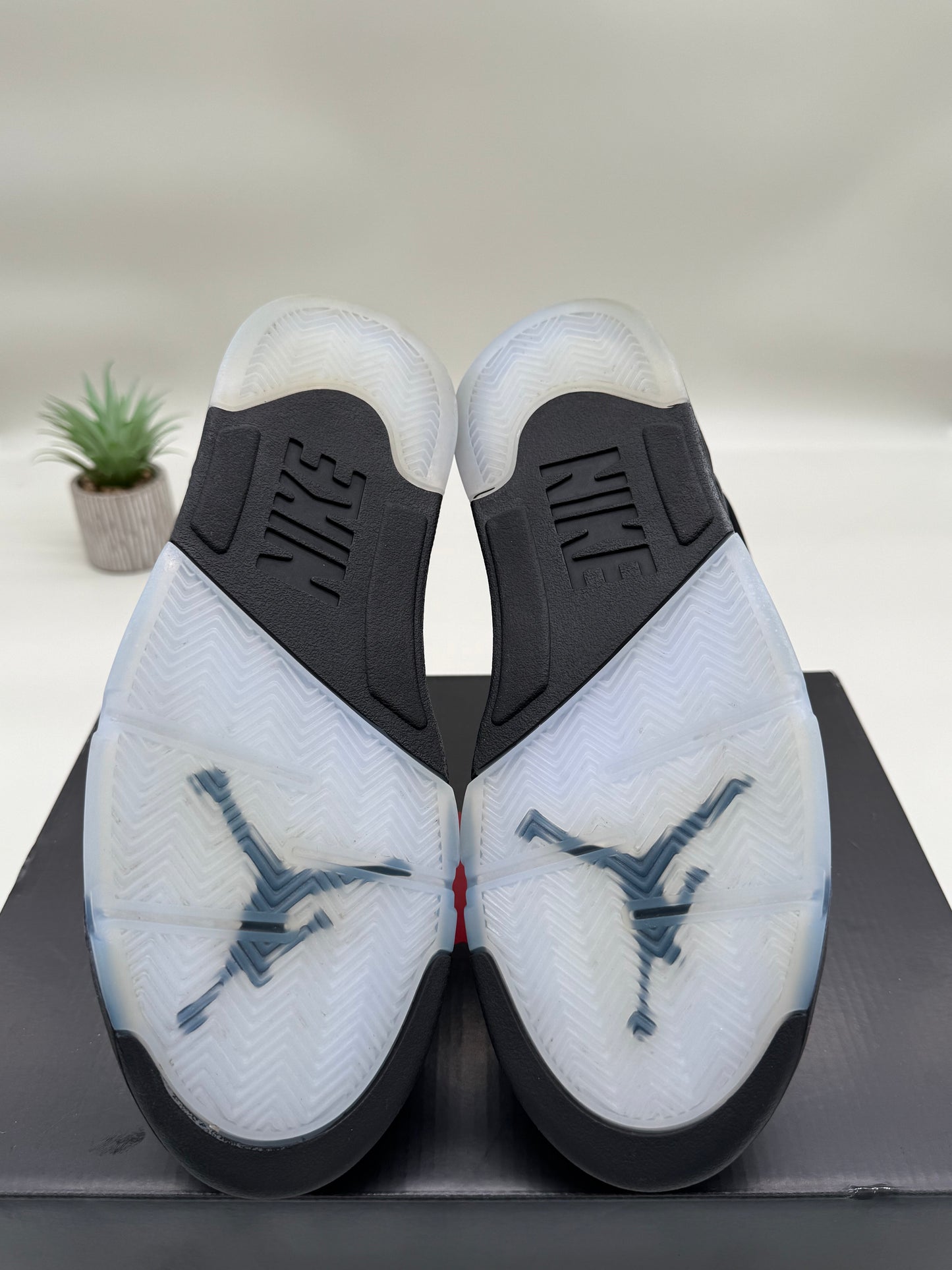 Jordan 5 Black Metallic Reimagined