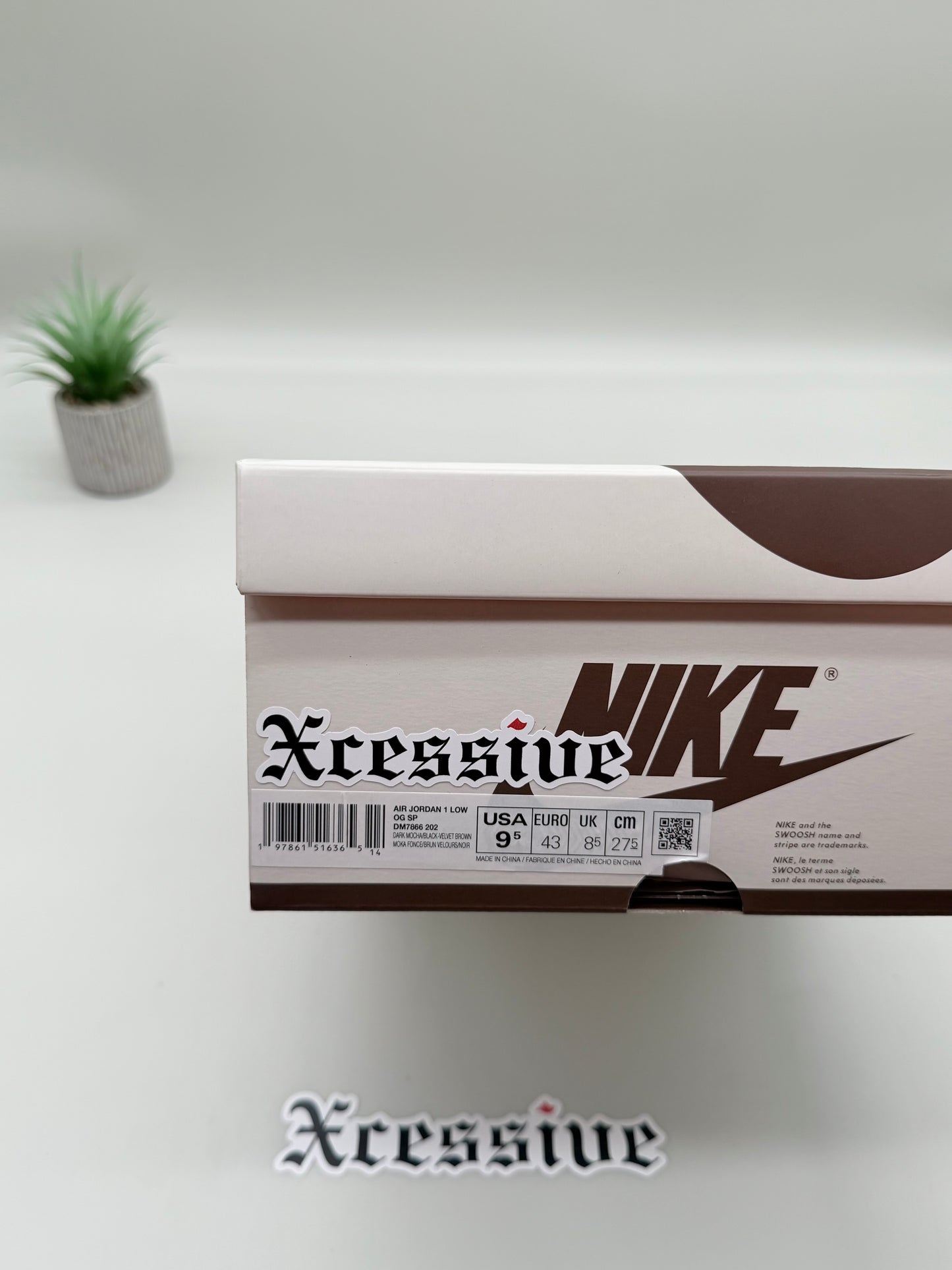 Jordan 1 Low Travis Scott Velvet