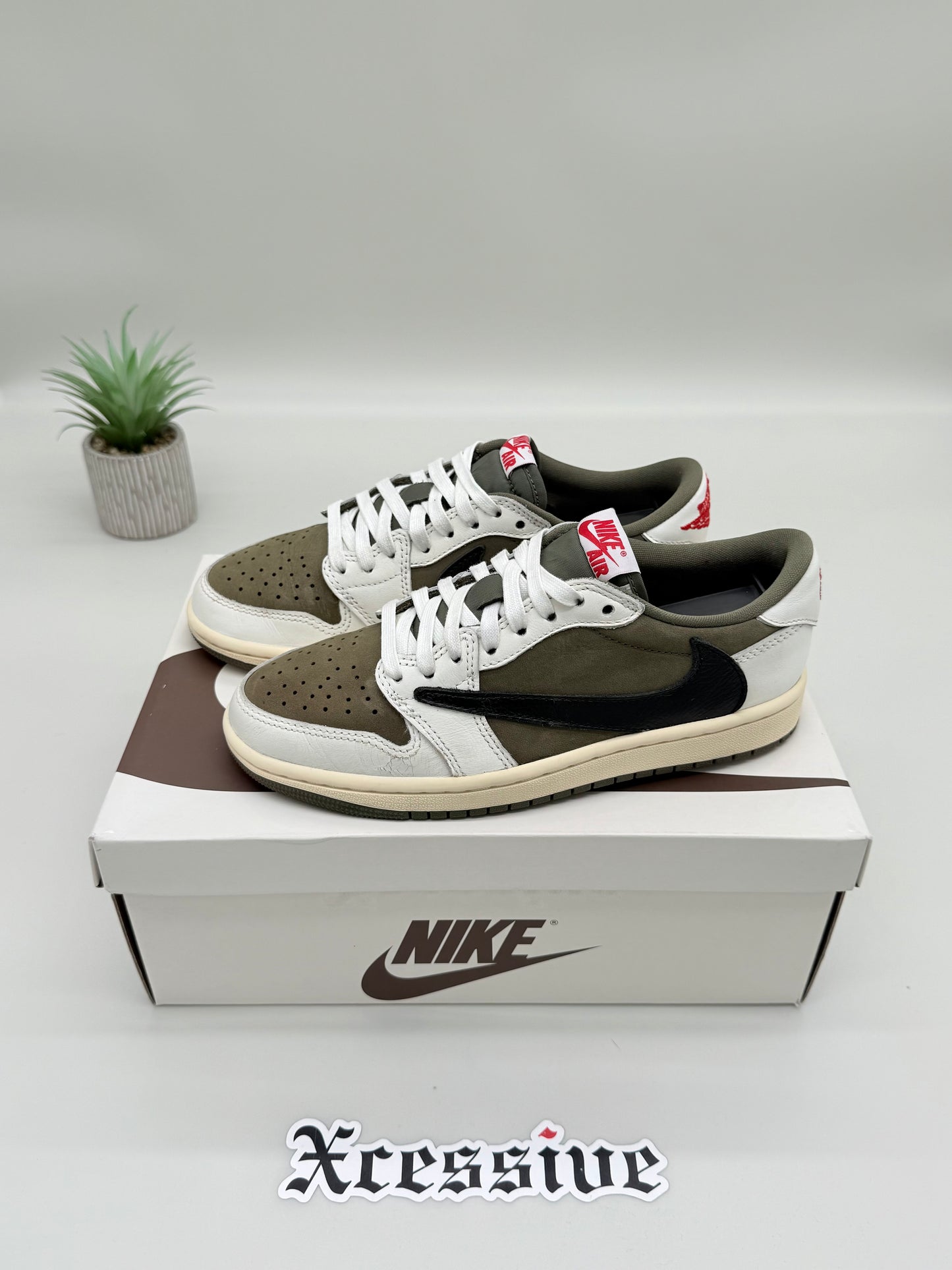 Jordan 1 Low Travis Scott Medium Olive