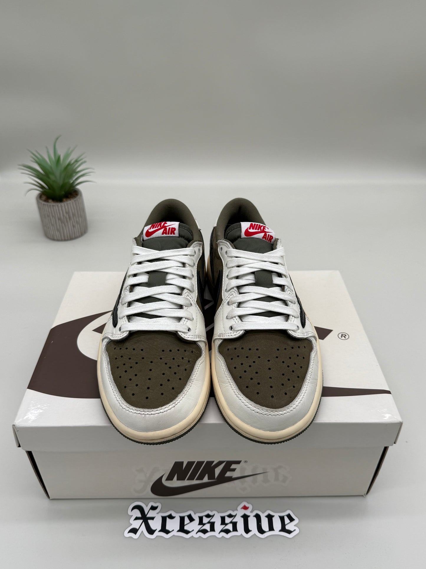 Jordan 1 Low Travis Scott Medium Olive