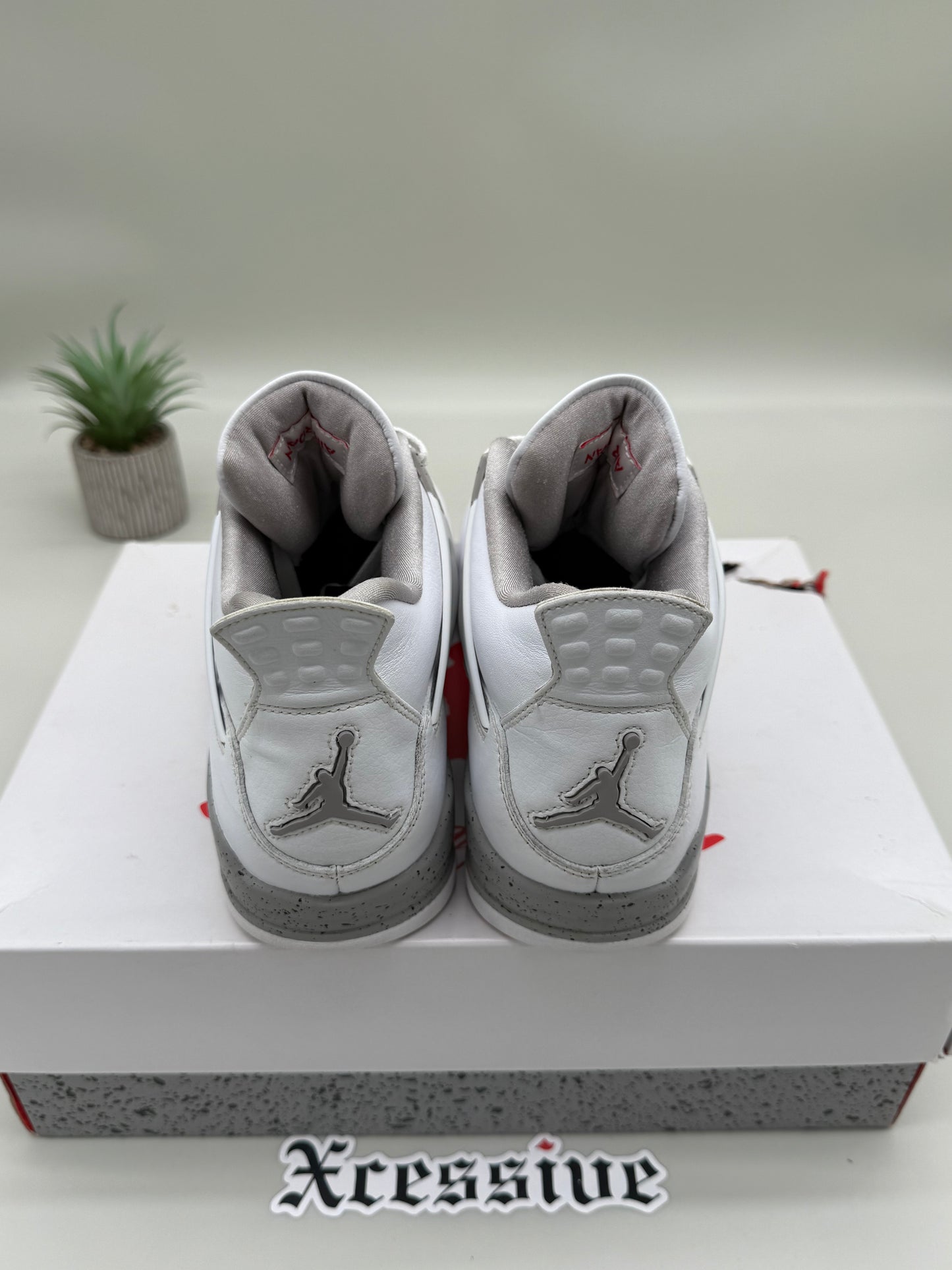 Jordan 4 White Oreo
