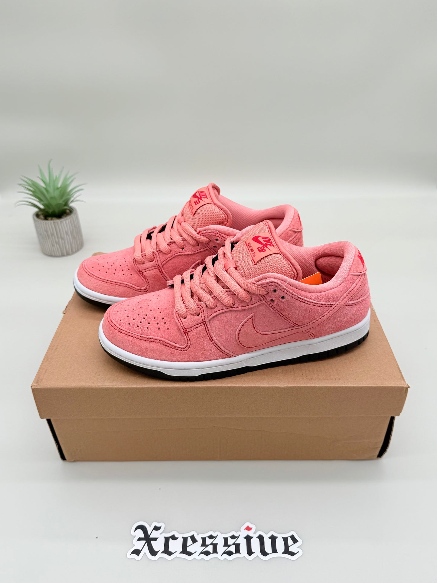 Nike SB Dunk Low Pink Pig
