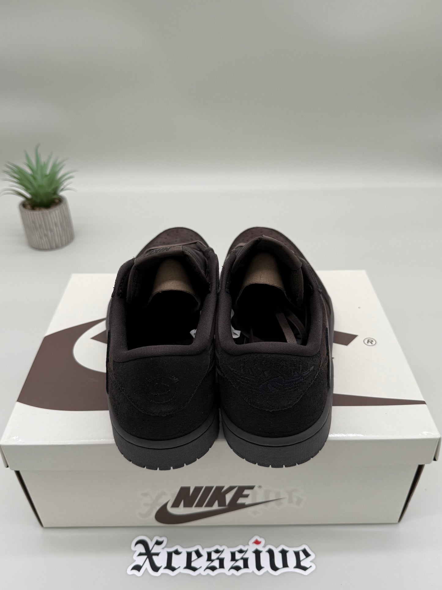 Jordan 1 Low Travis Scott Velvet