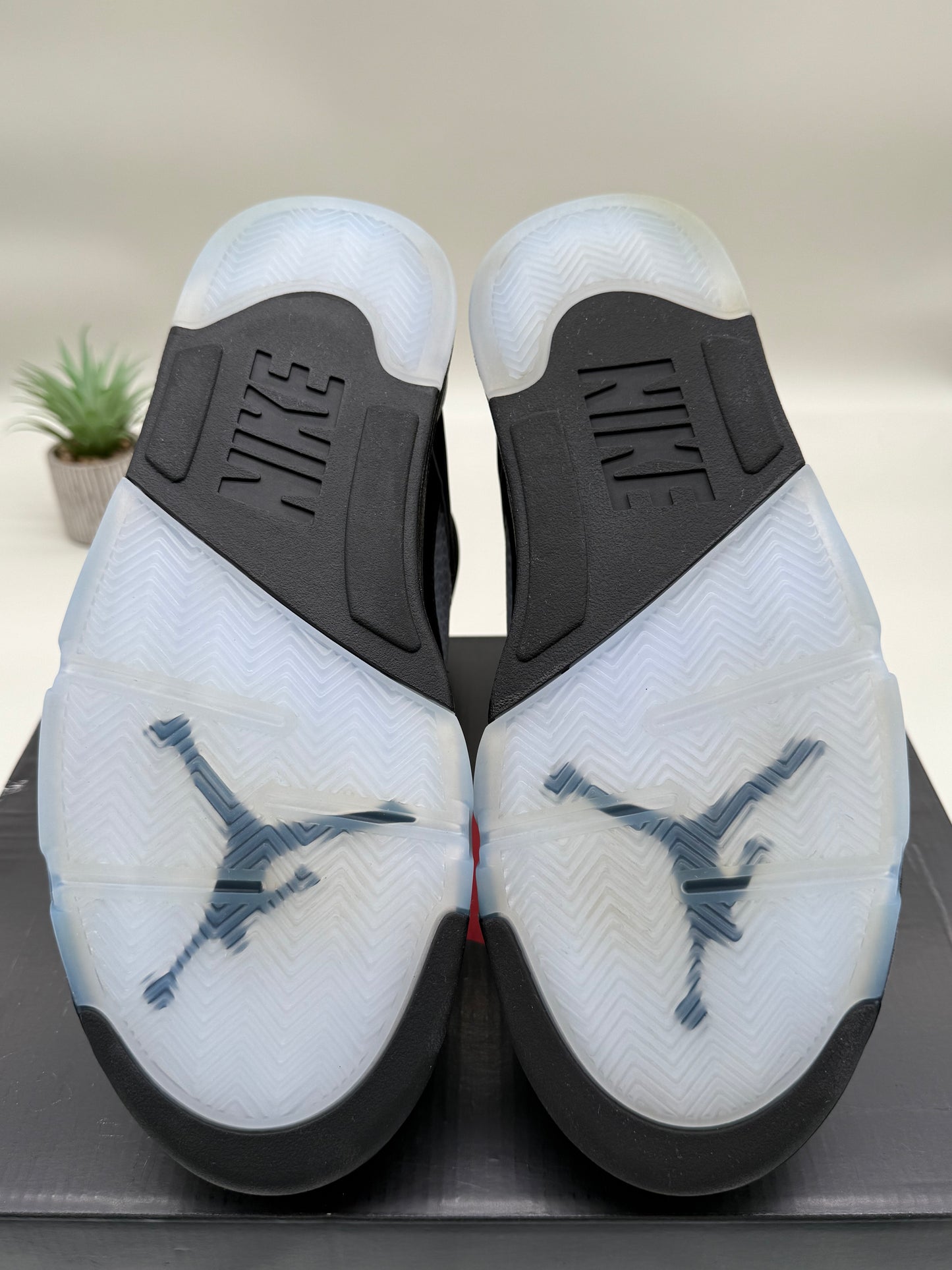 Jordan 5 Black Metallic Reimagined