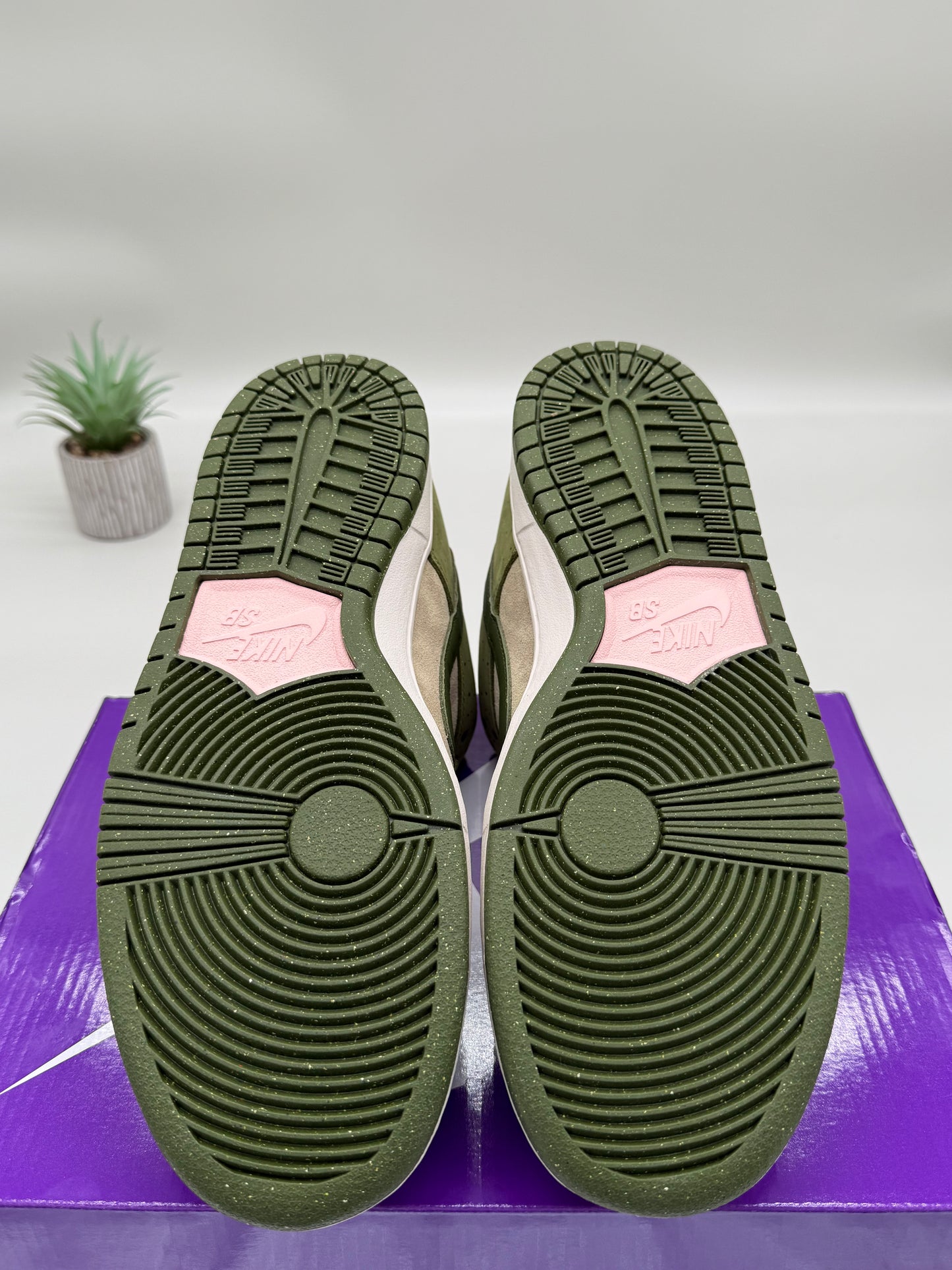 Nike SB Dunk Low Yuto Horigome Matcha