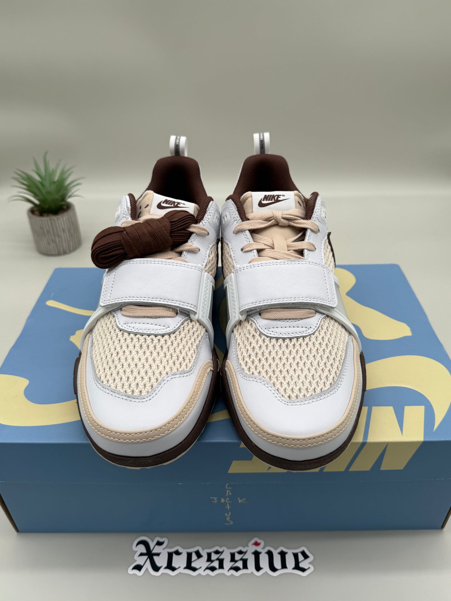 Nike Zoom Field Jaxx Travis Scott Light Chocolate
