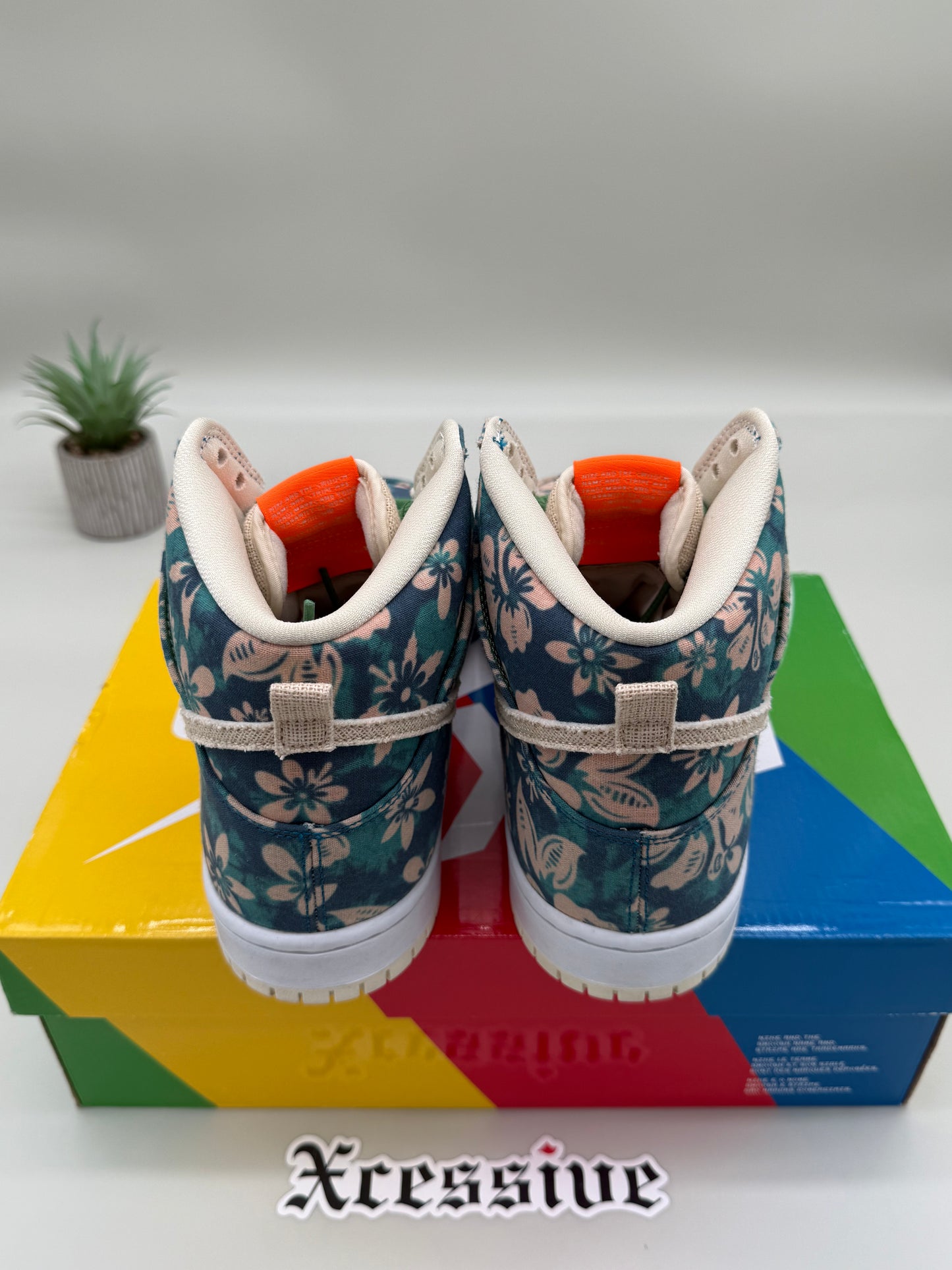 Nike SB Dunk High Hawaii