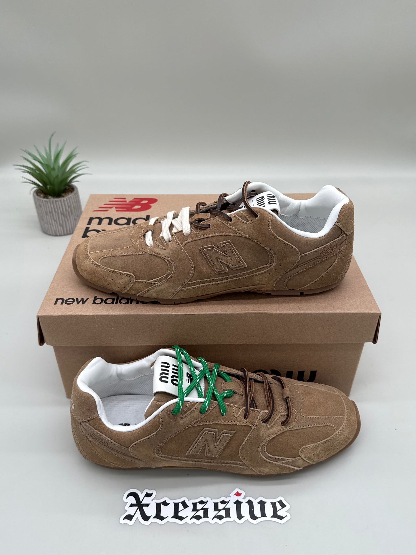 New Balance 530SL Miu Miu Ecru