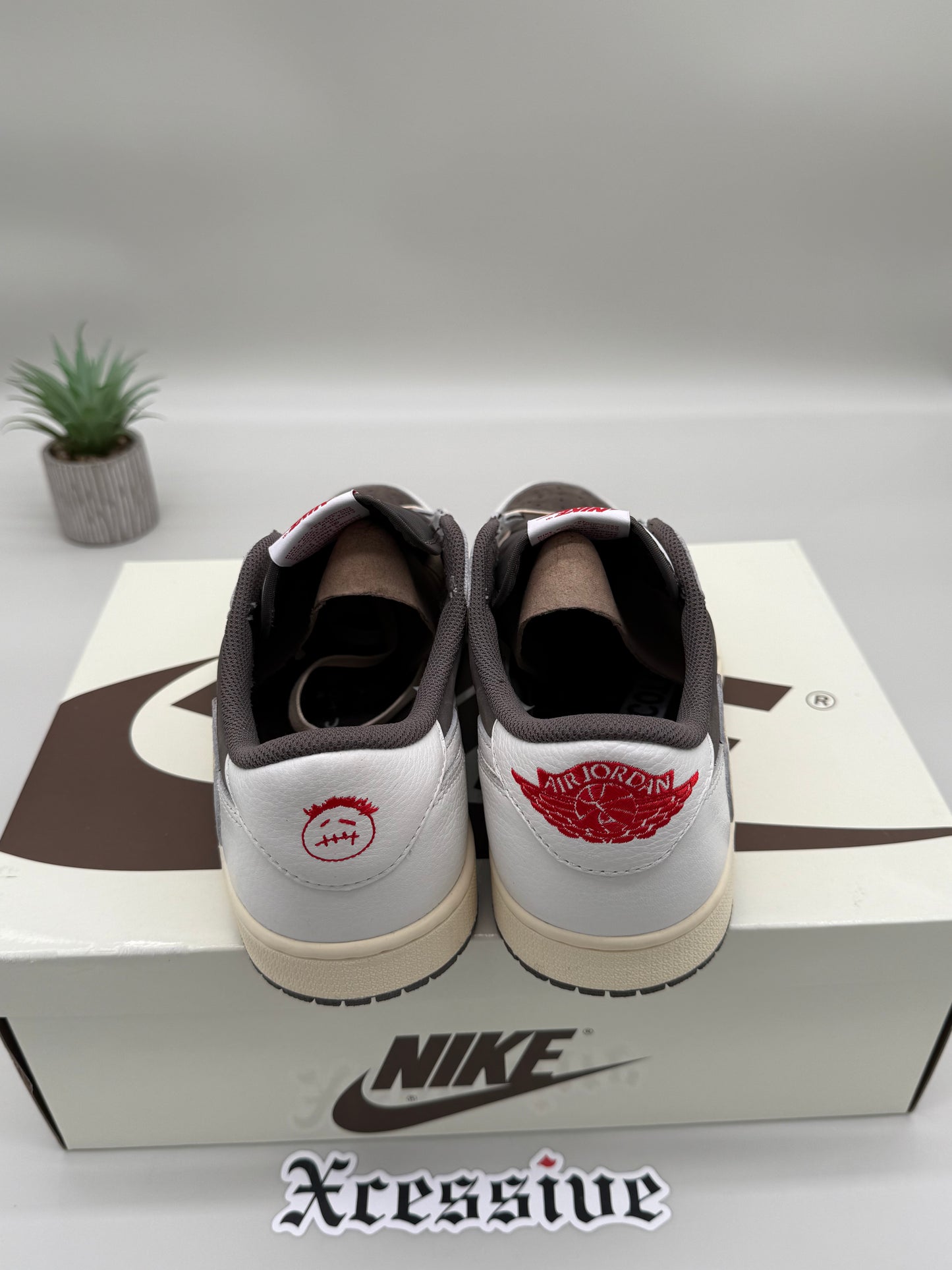 Jordan 1 Low Travis Scott Reverse Mocha