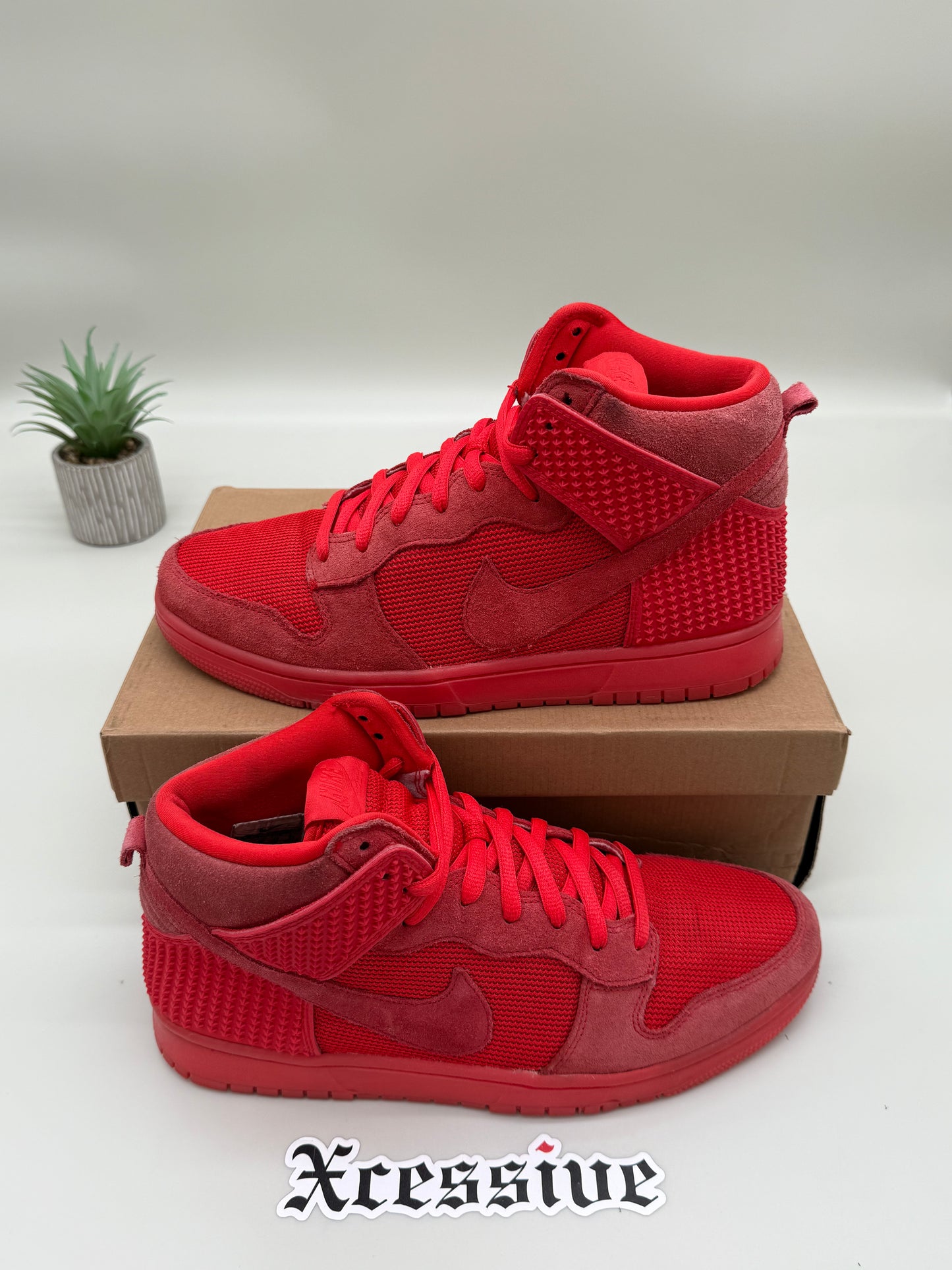 Nike Dunk High Red October