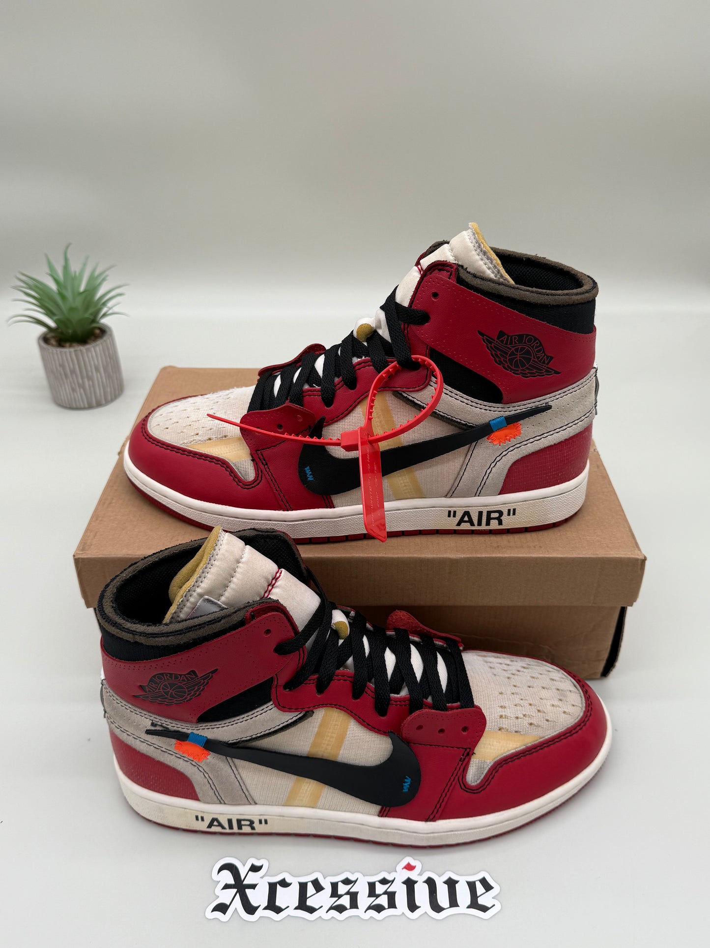 Off-White Jordan 1 Chicago