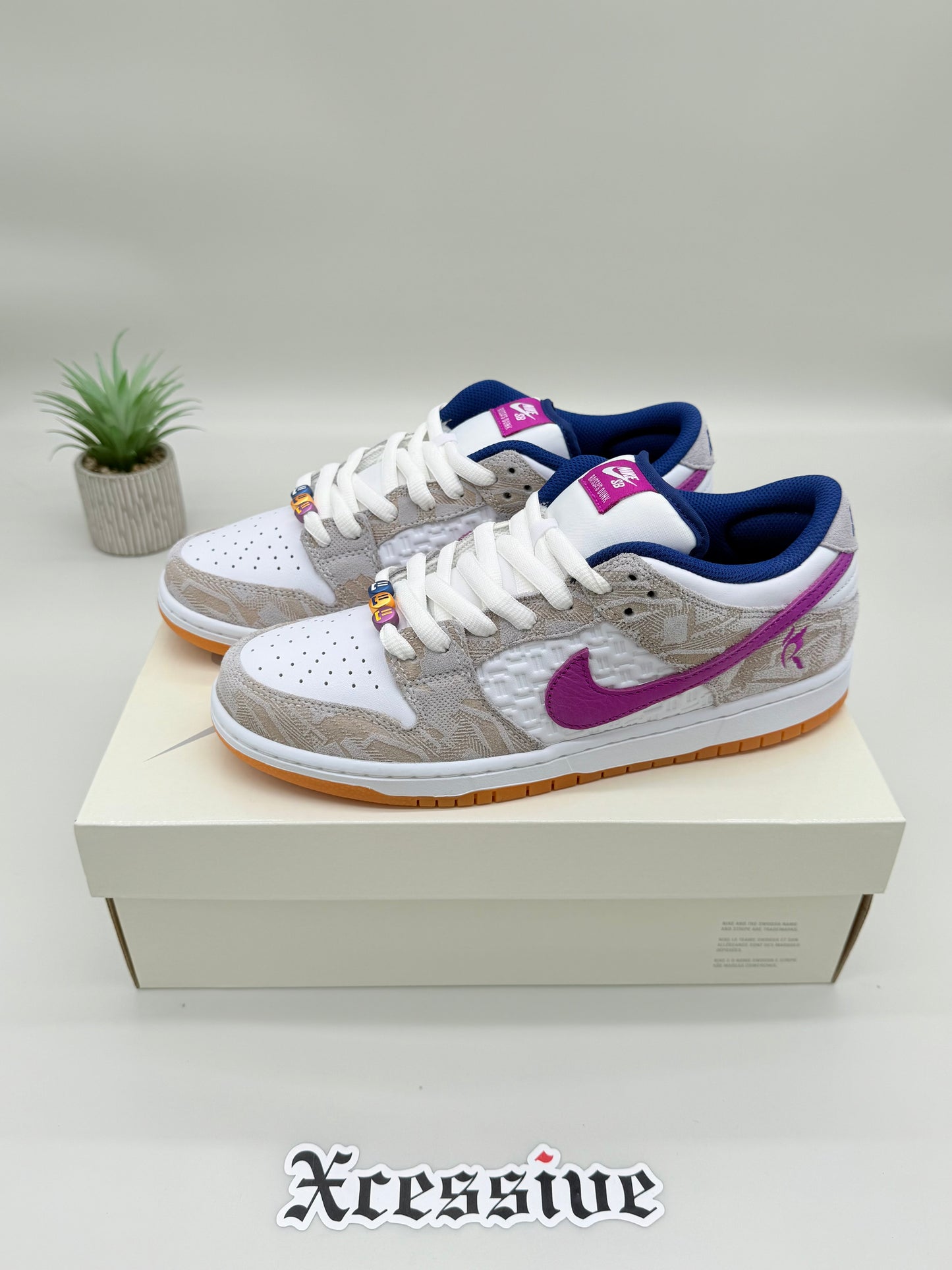 Nike SB Dunk Low Rayassa Leal