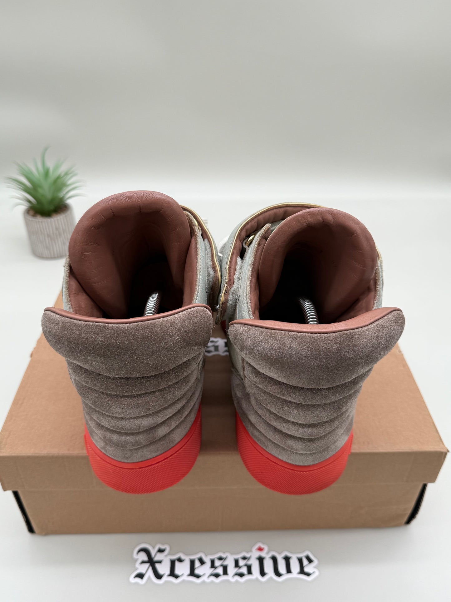 Louis Vuitton Jasper