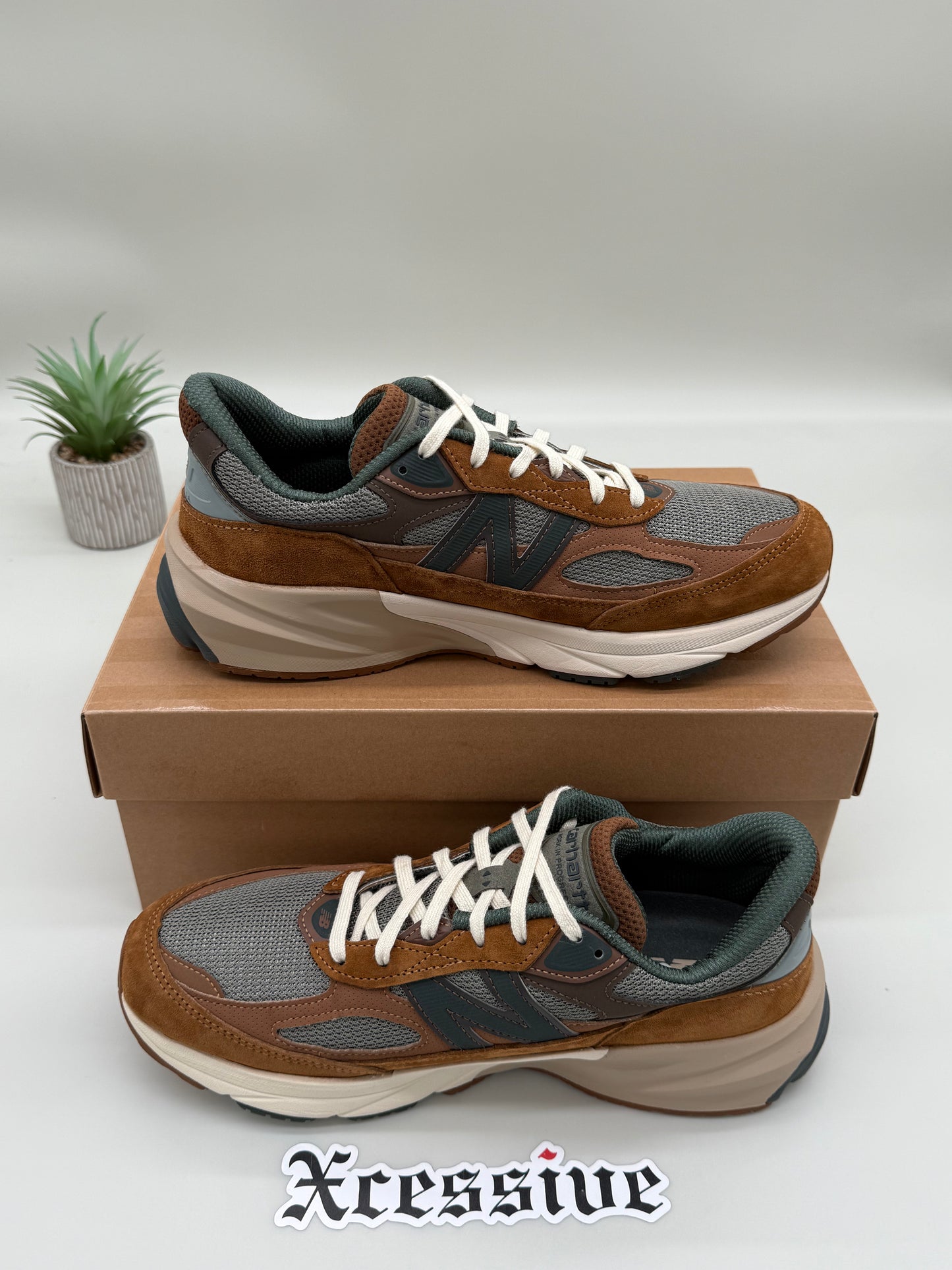 New Balance 990v6 Carhartt WIP Sculpture Center