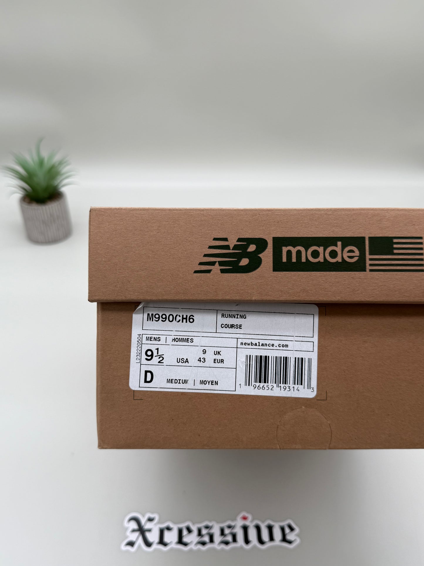 New Balance 990v6 Carhartt WIP Sculpture Center