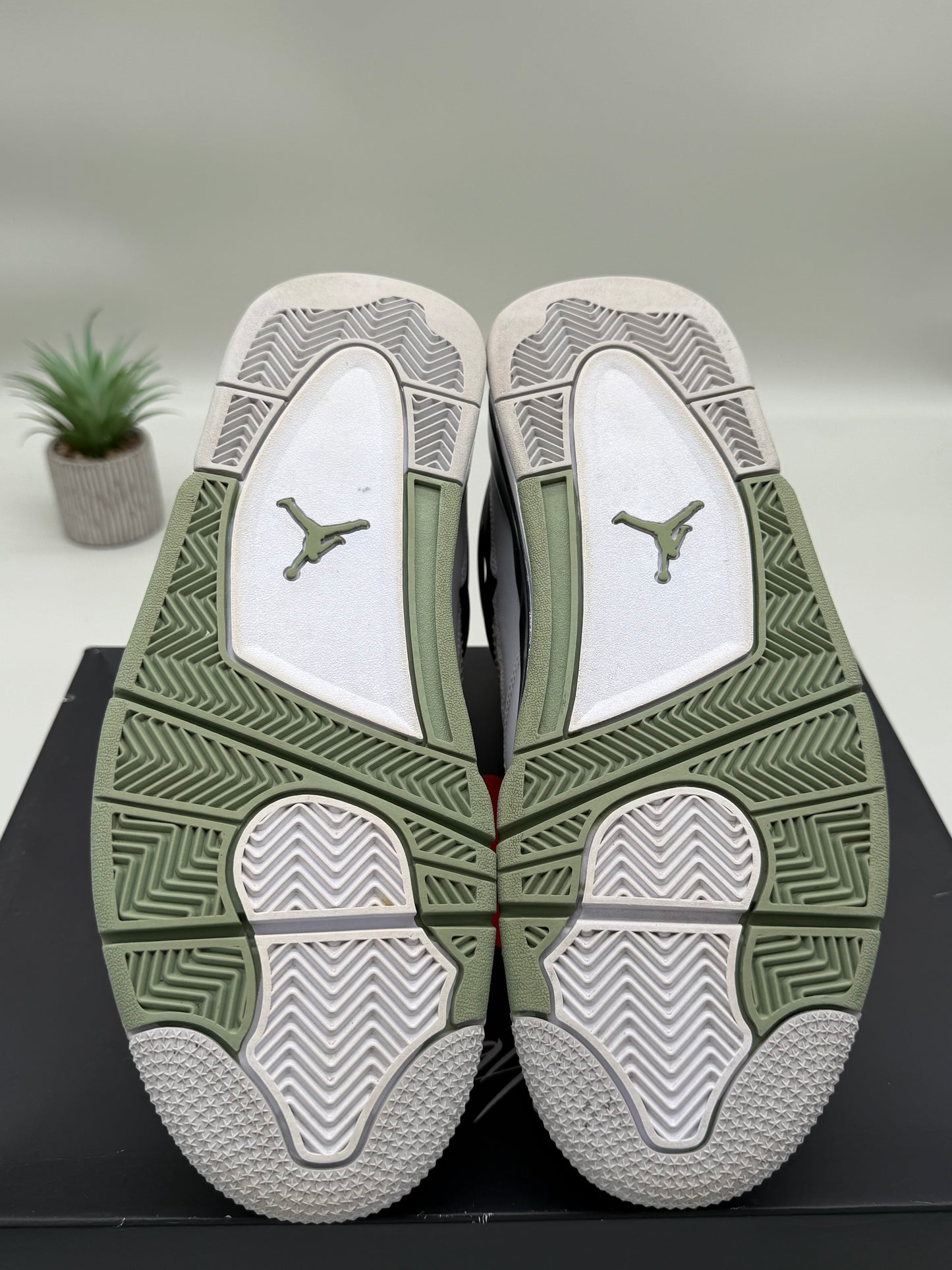 Jordan 4 Seafoam