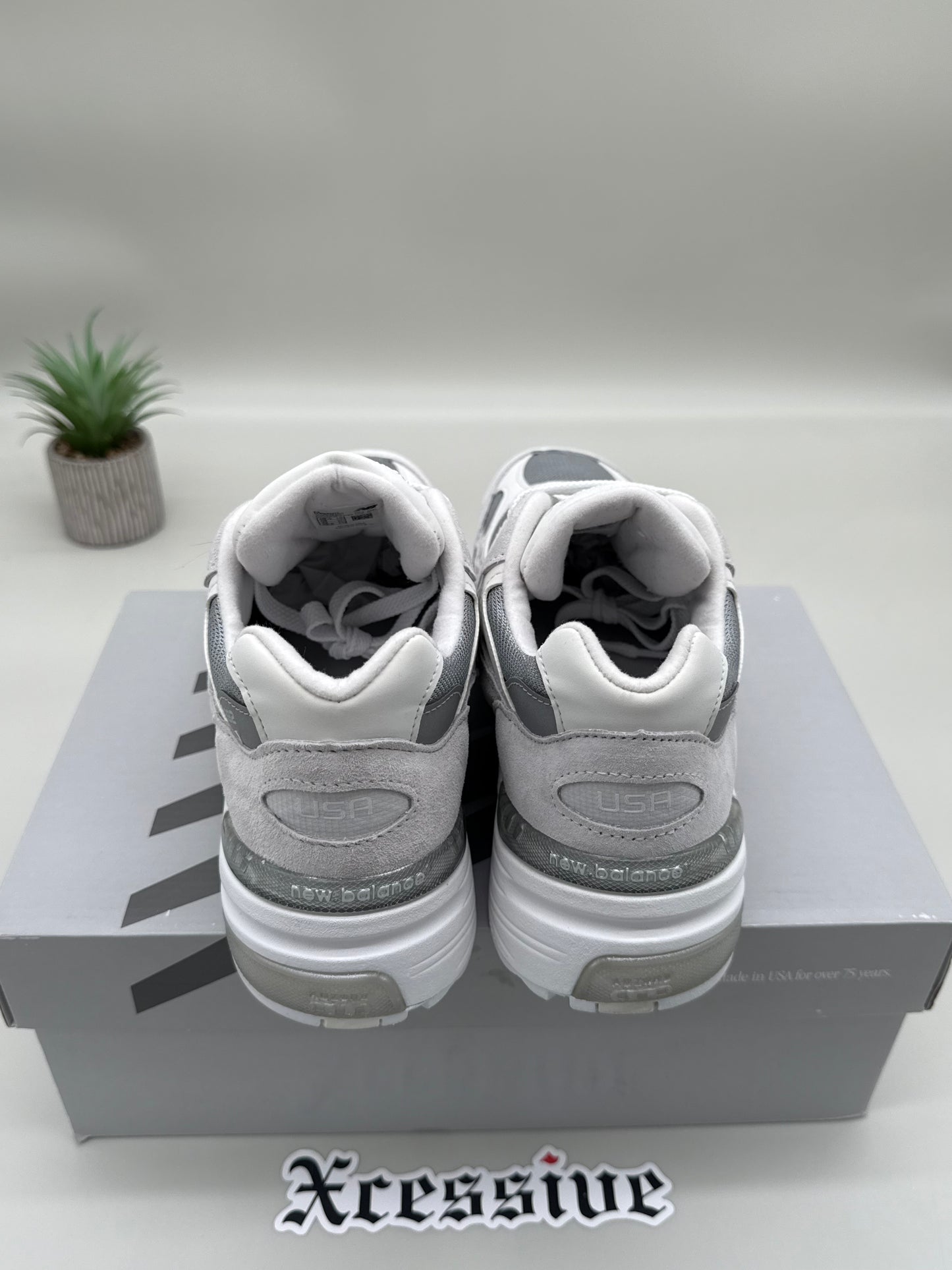New Balance 992 White Reflection