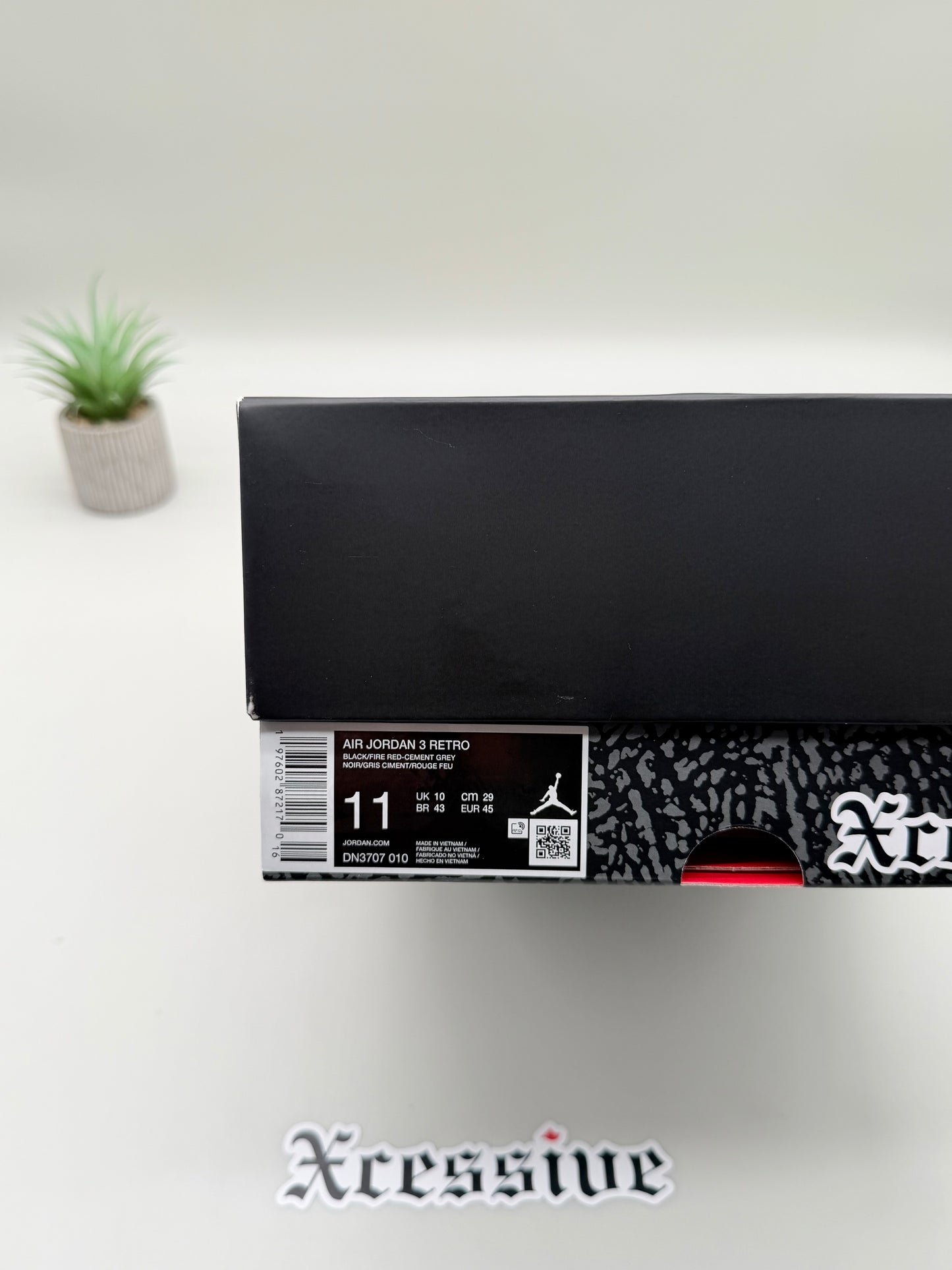 Jordan 3 Black Cement