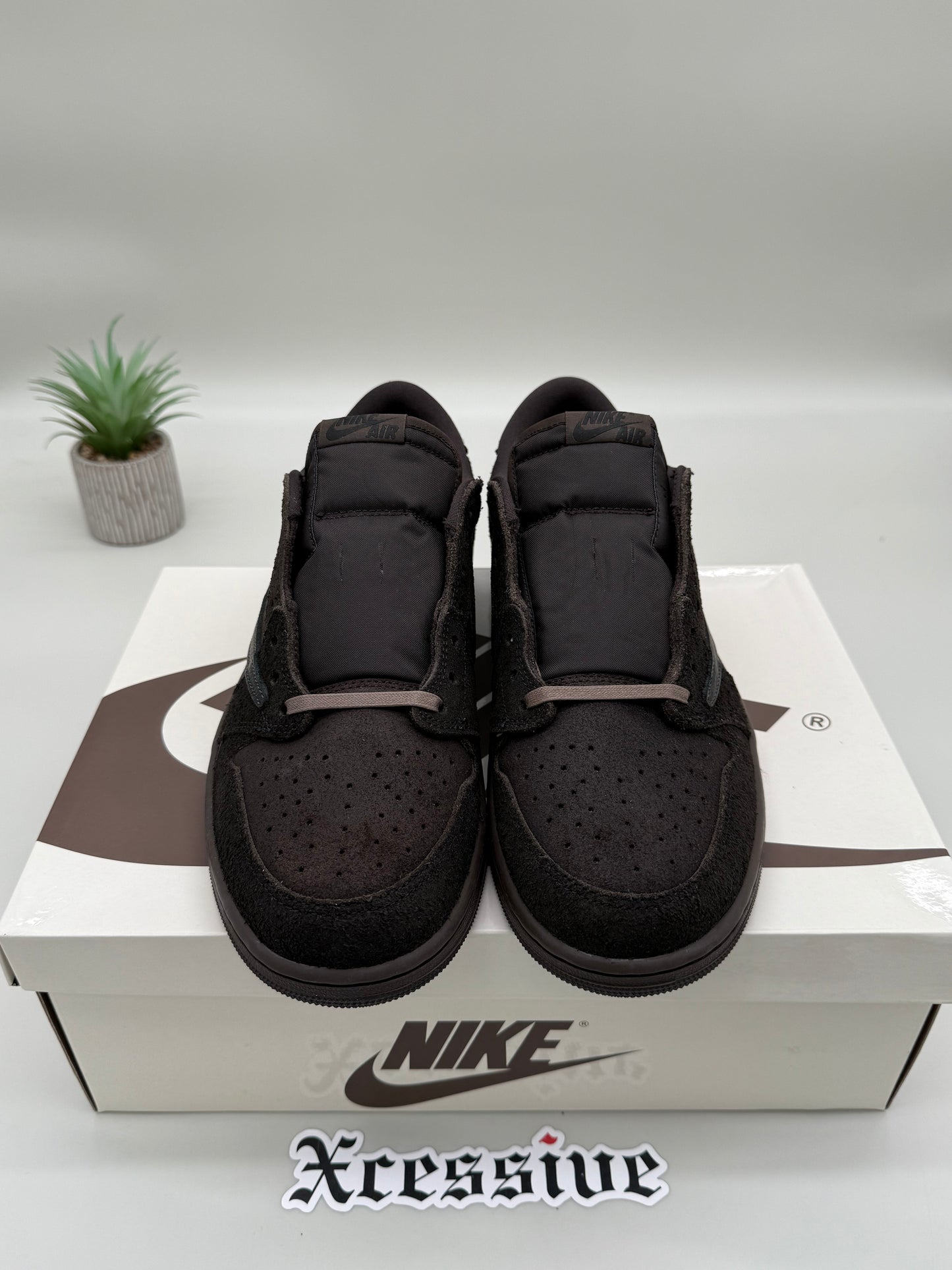 Jordan 1 Low Travis Scott Velvet