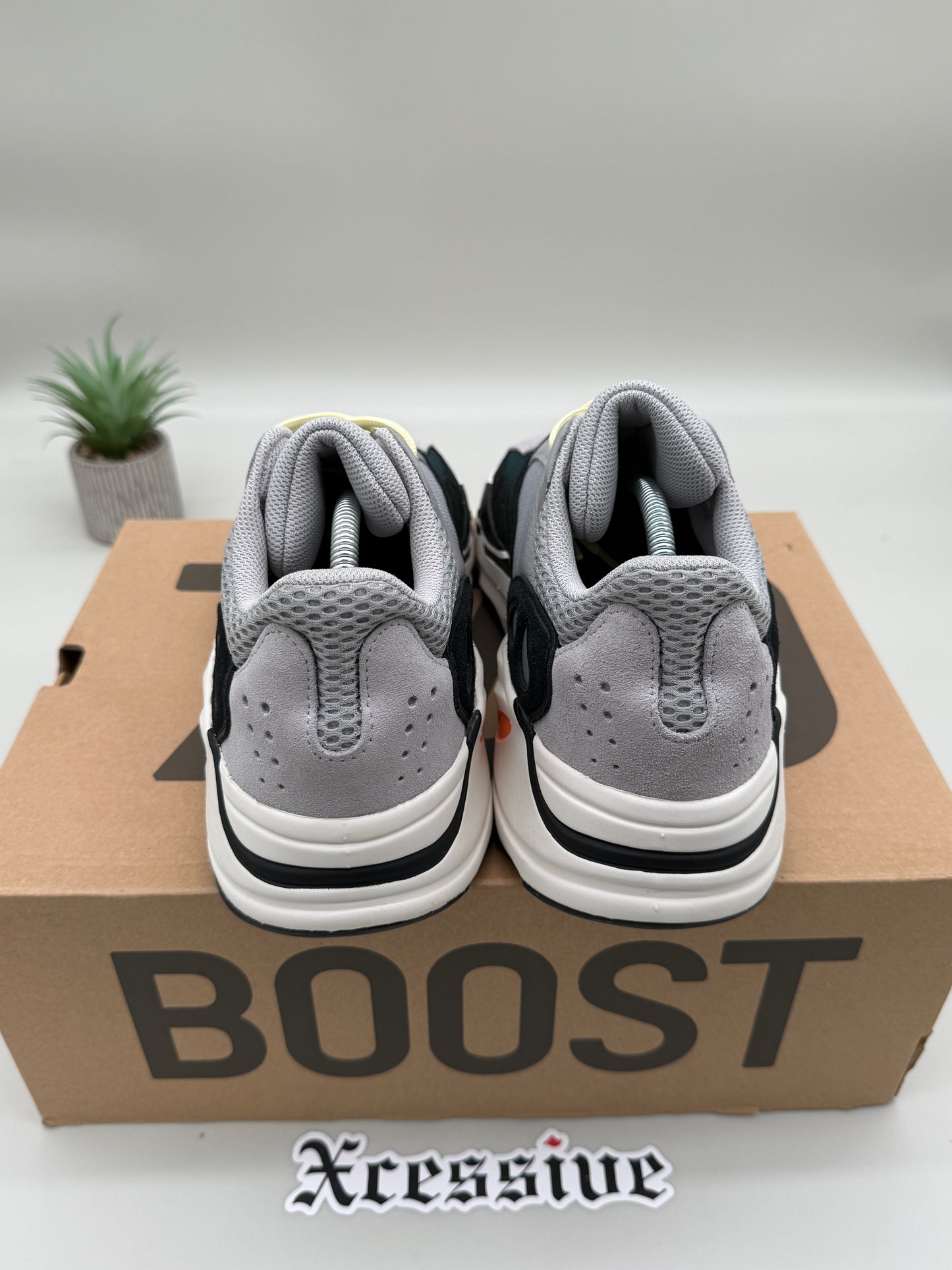 Yeezy Boost 700 Wave Runner
