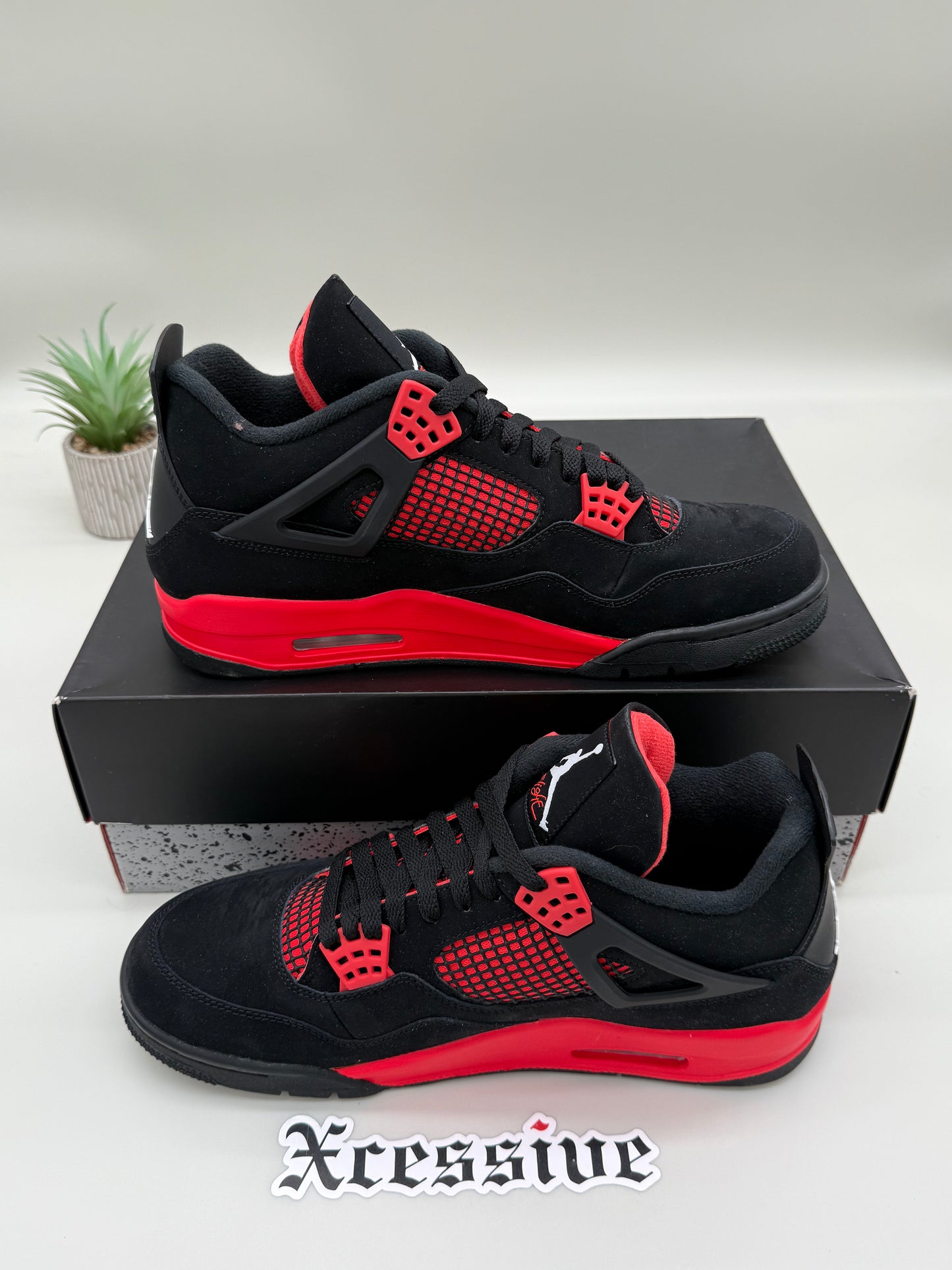 Jordan 4 Red Thunder