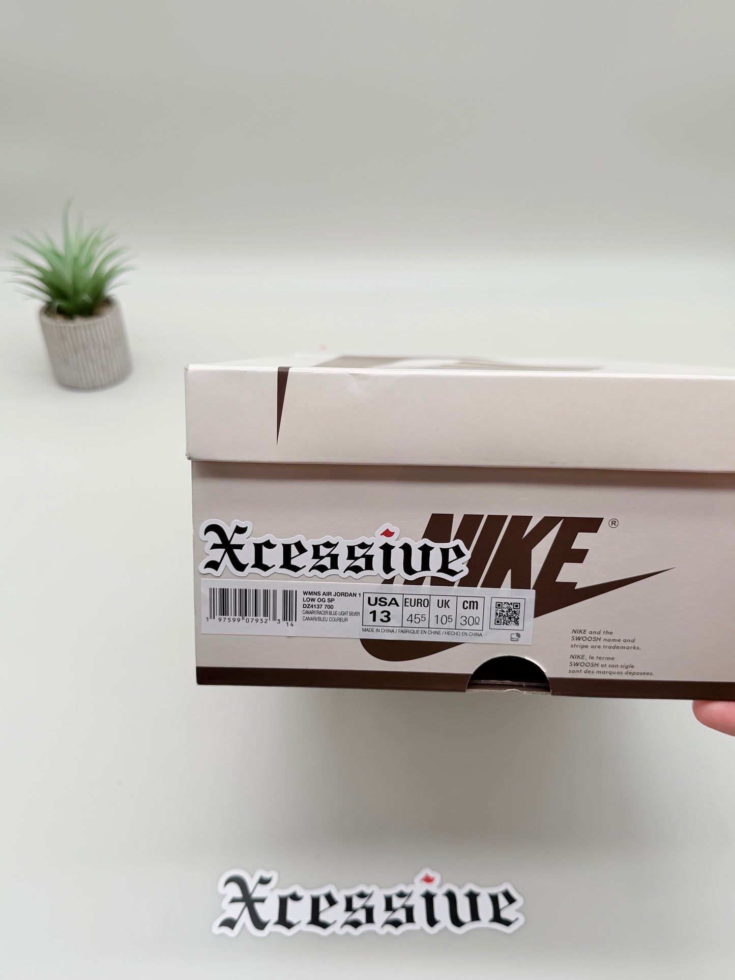Jordan 1 Low Travis Scott Canary