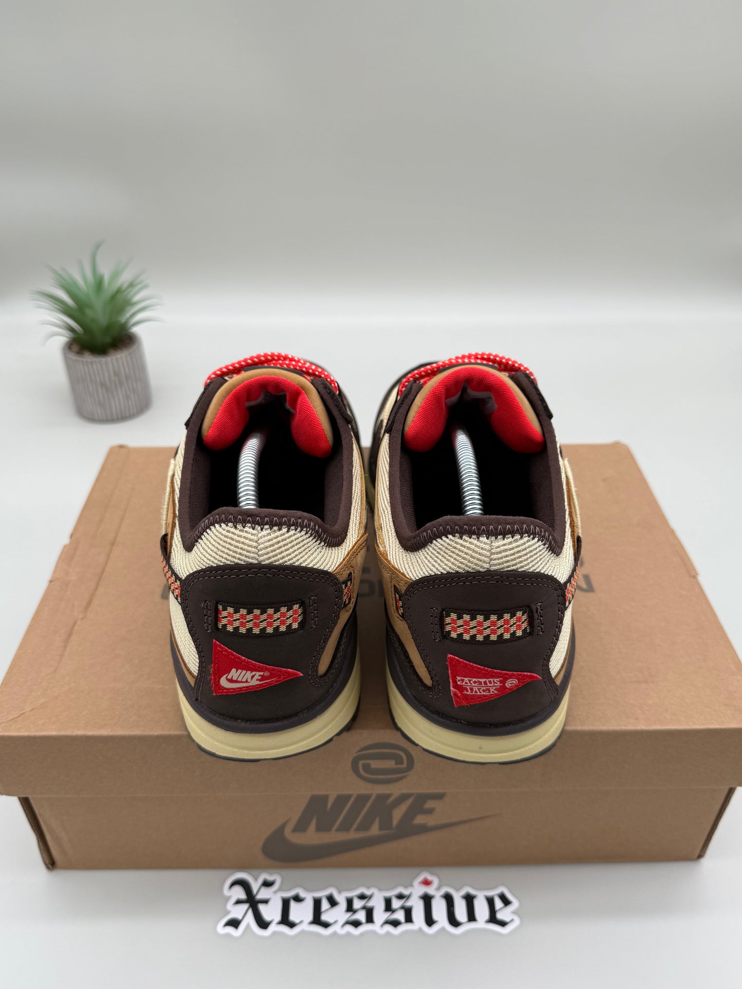 Nike Air Max 1 Travis Scott Baroque Brown