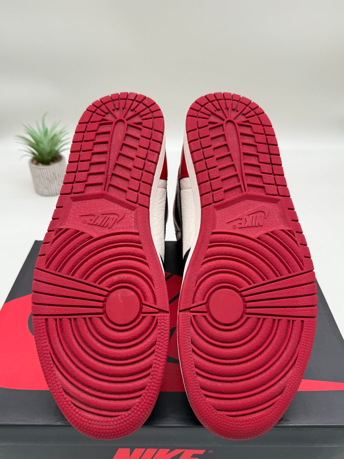 Jordan 1 Bred Toe