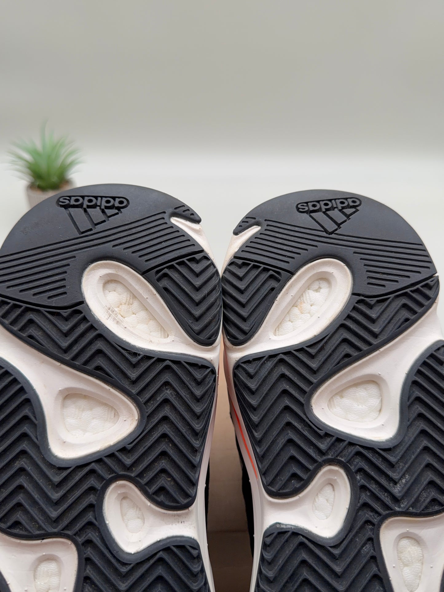adidas Yeezy Boost 700 Wave Runner