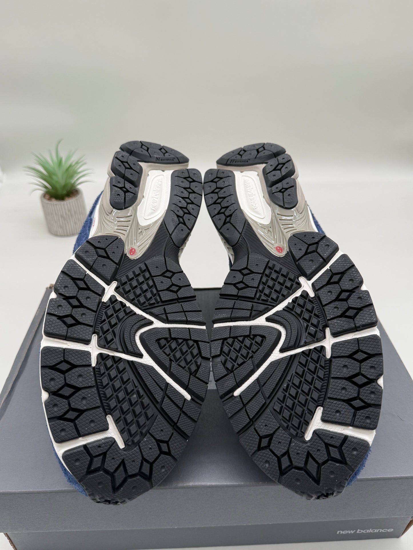 New Balance 2002r Protection Pack Navy