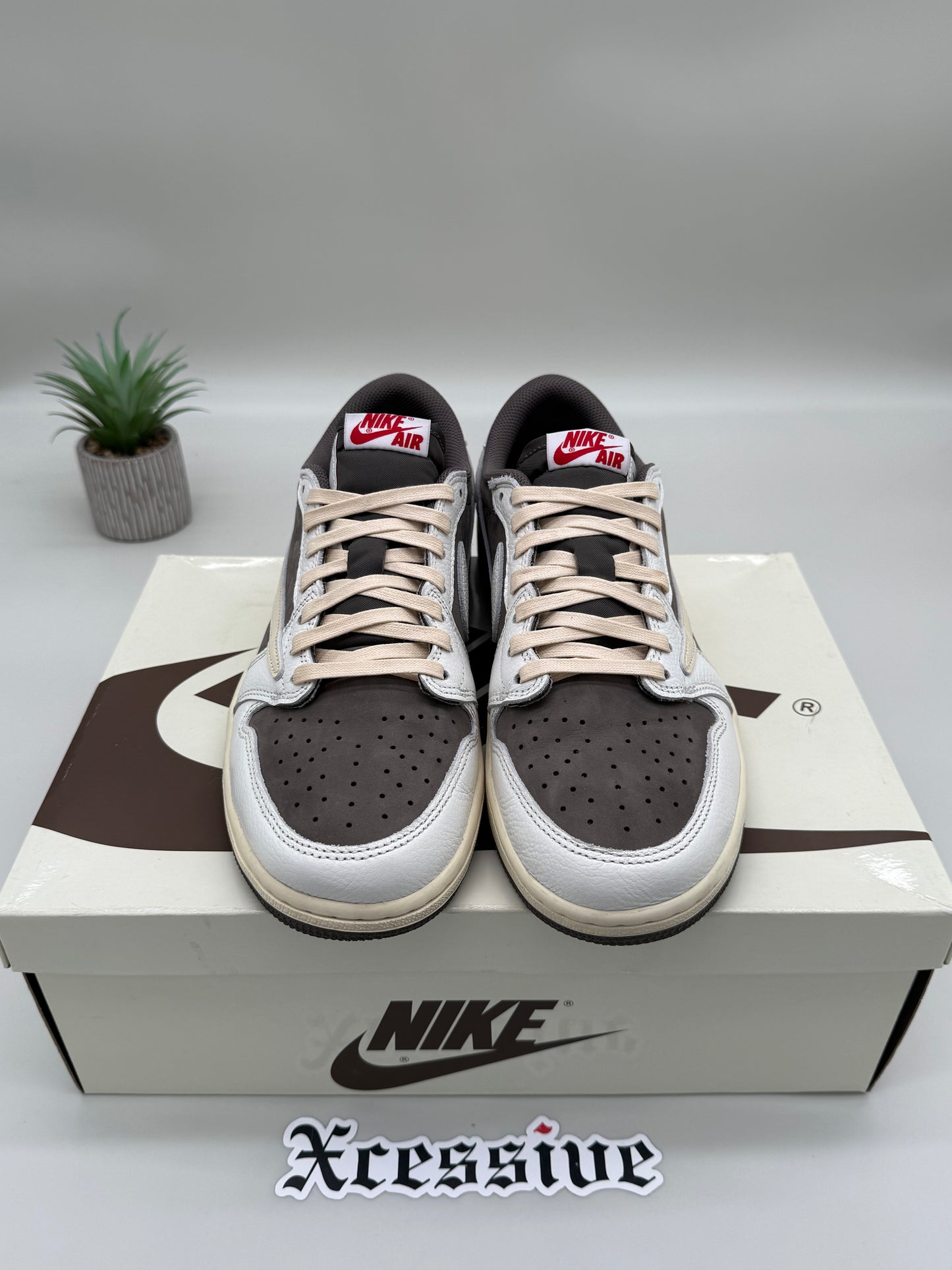Jordan 1 Low Travis Scott Reverse Mocha