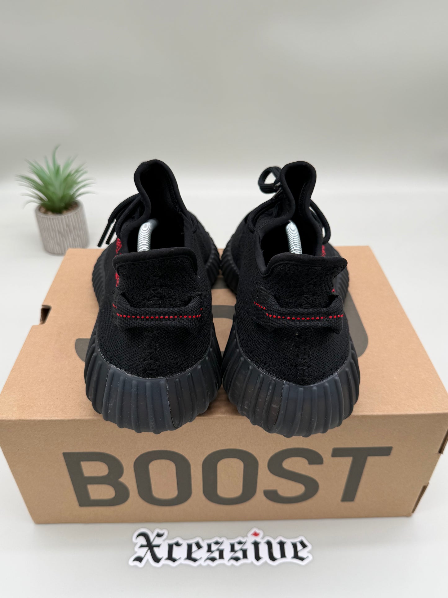 adidas Yeezy 350 Boost V2 Bred
