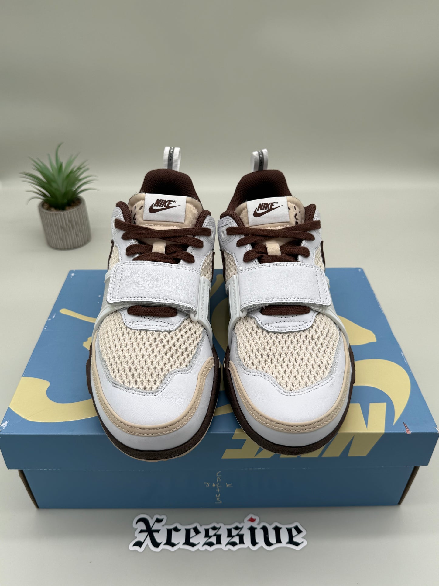 Nike Zoom Field Jaxx Travis Scott Light Chocolate