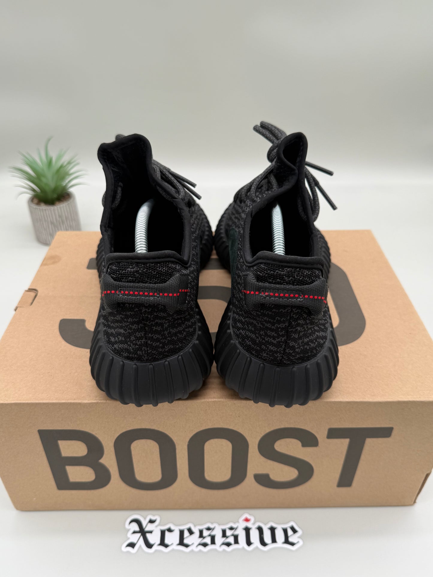adidas Yeezy 350 Boost Pirate Black