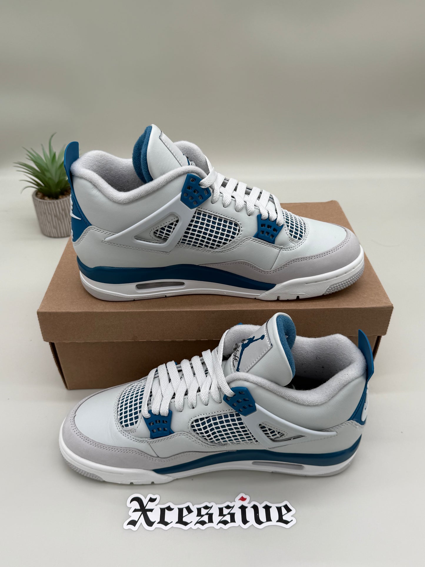 Jordan 4 Military Blue