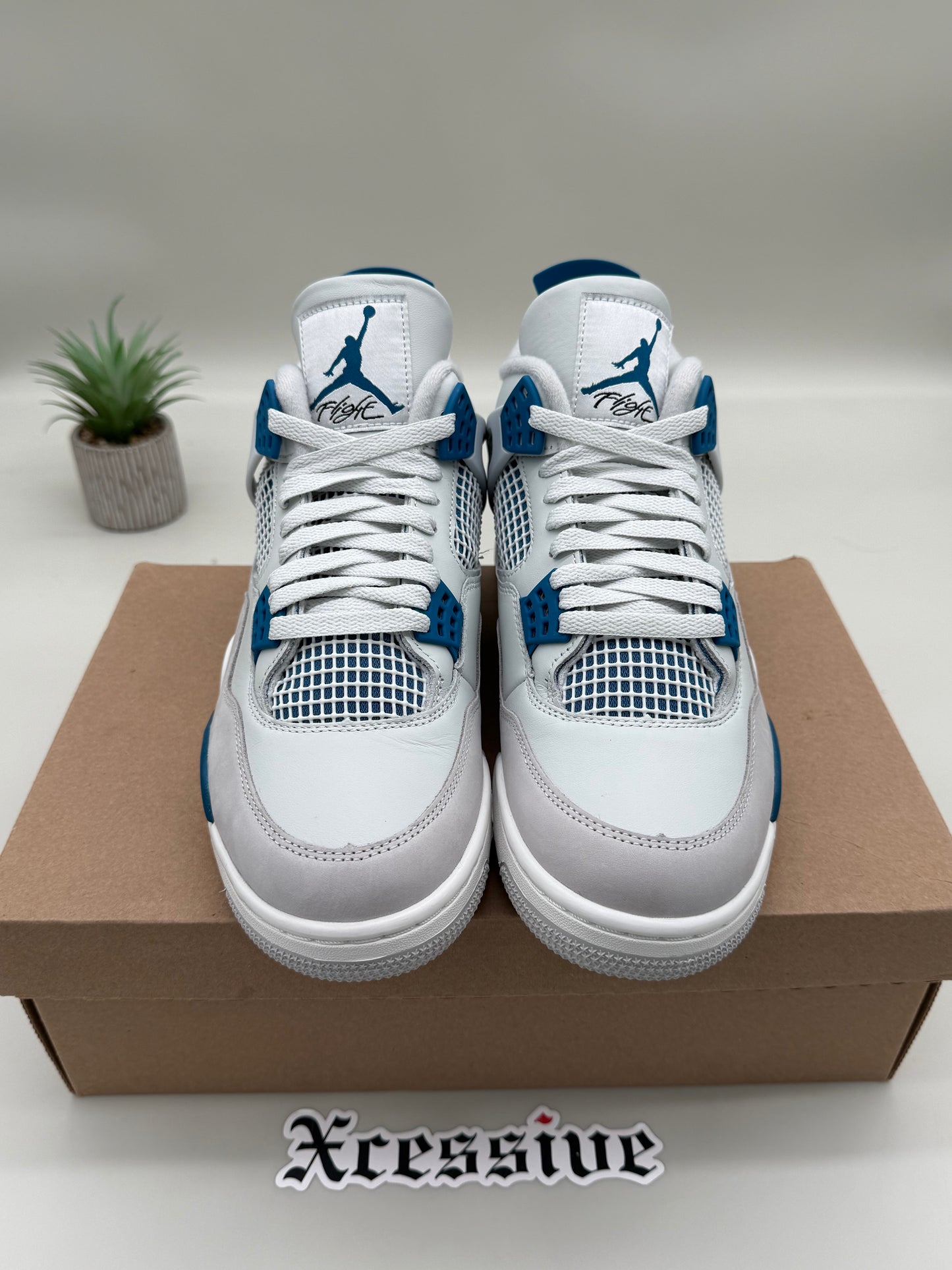 Jordan 4 Military Blue