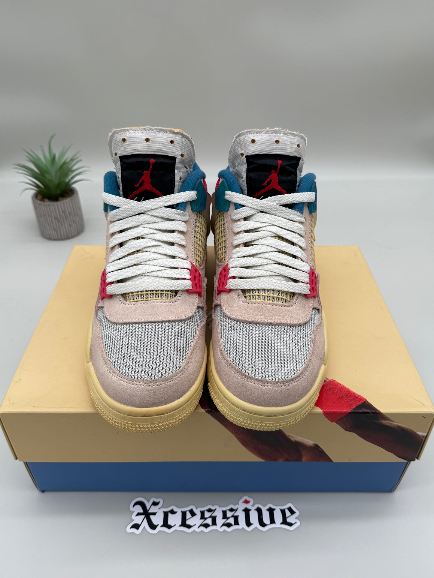Jordan 4 Union Guava