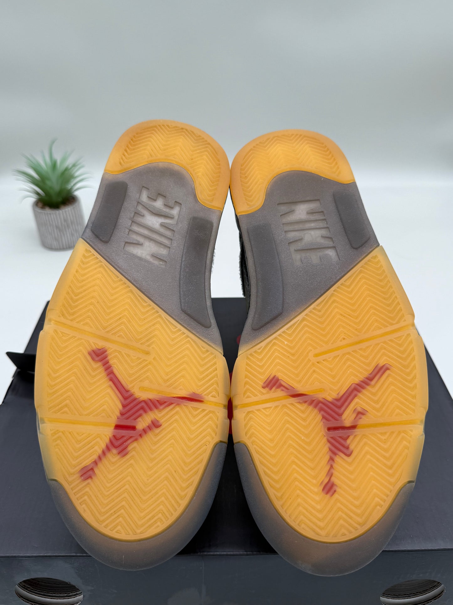 Off-White Jordan 5 Muslin