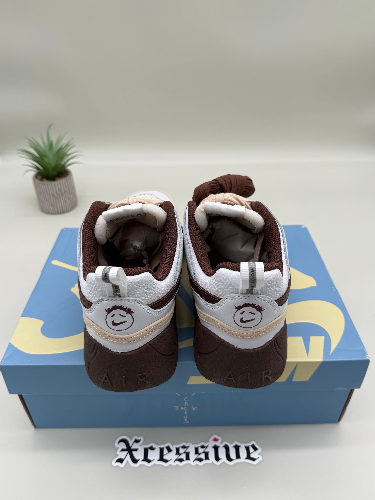 Nike Zoom Field Jaxx Travis Scott Light Chocolate