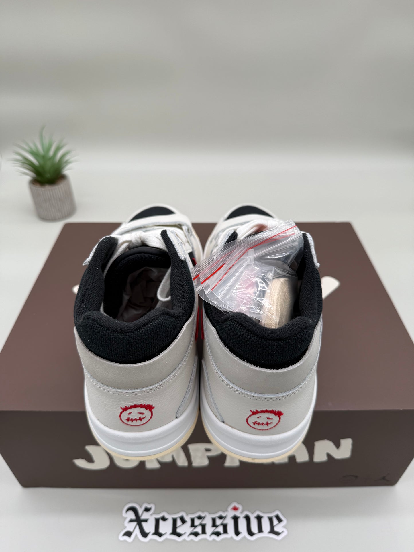 Jordan Jumpman Jack University Red