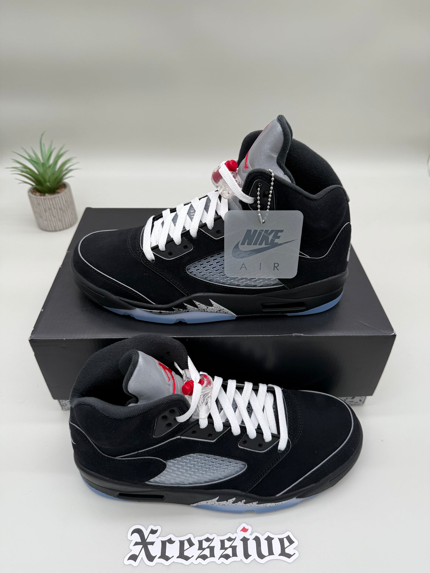 Jordan 5 Black Metallic Reimagined
