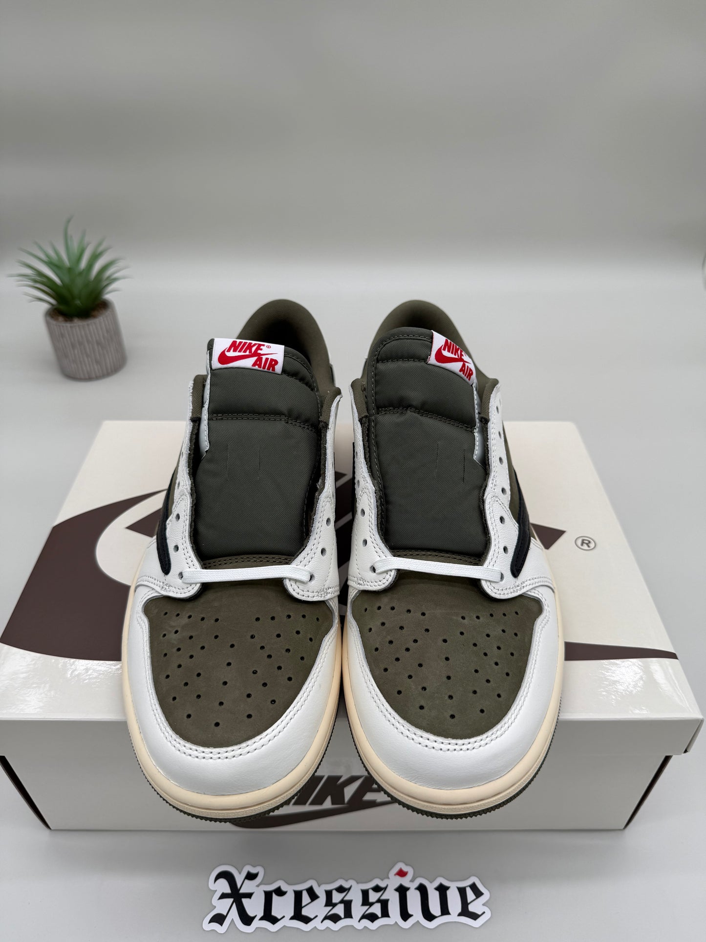 Jordan 1 Low Travis Scott Medium Olive