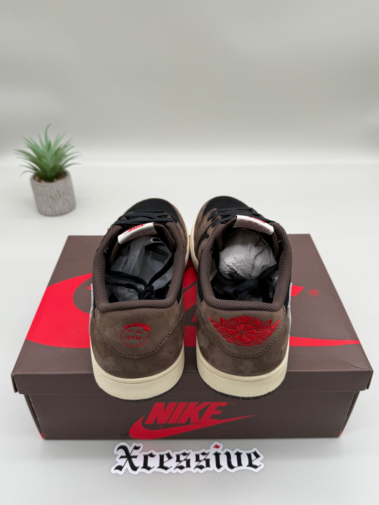Jordan 1 Low Travis Scott Mocha