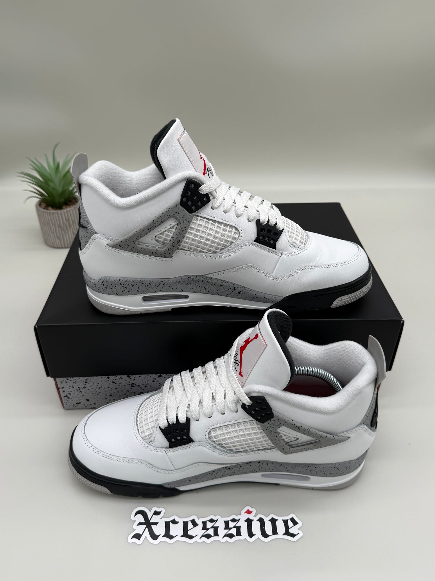 Jordan 4 White Cement