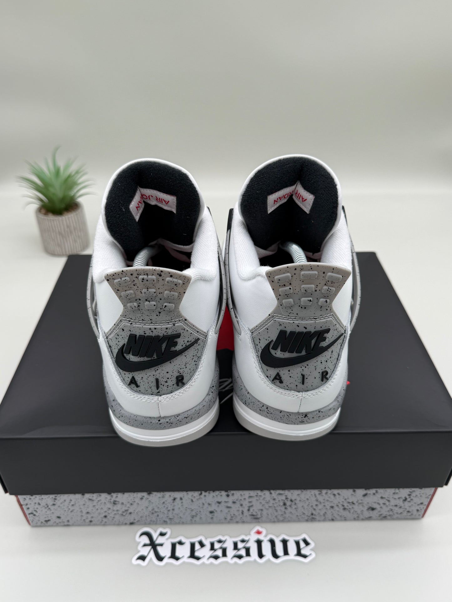 Jordan 4 White Cement