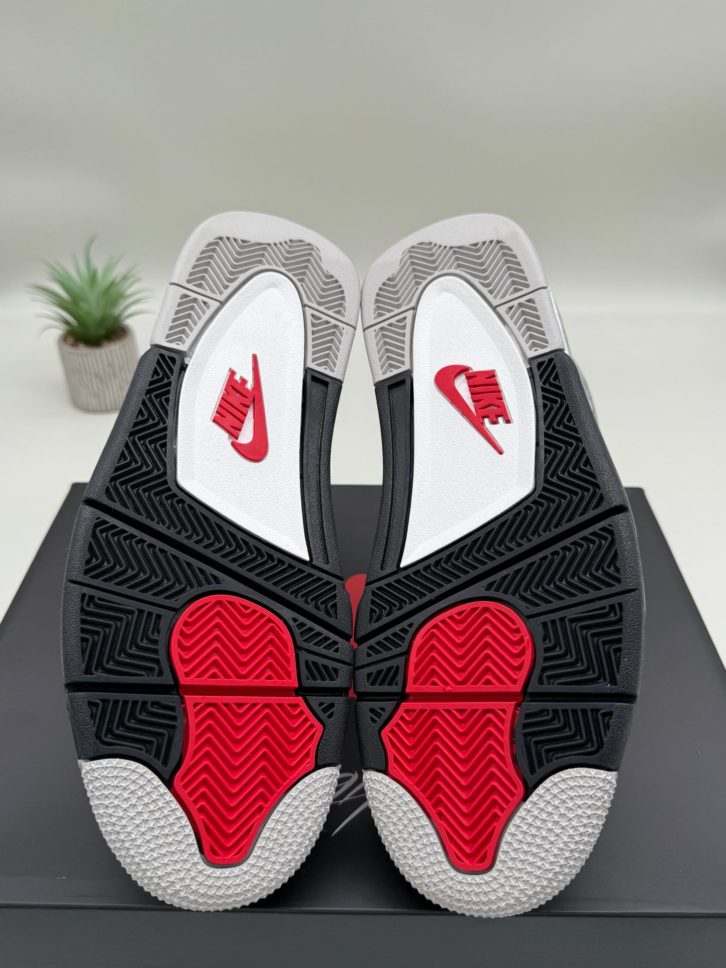 Jordan 4 White Cement
