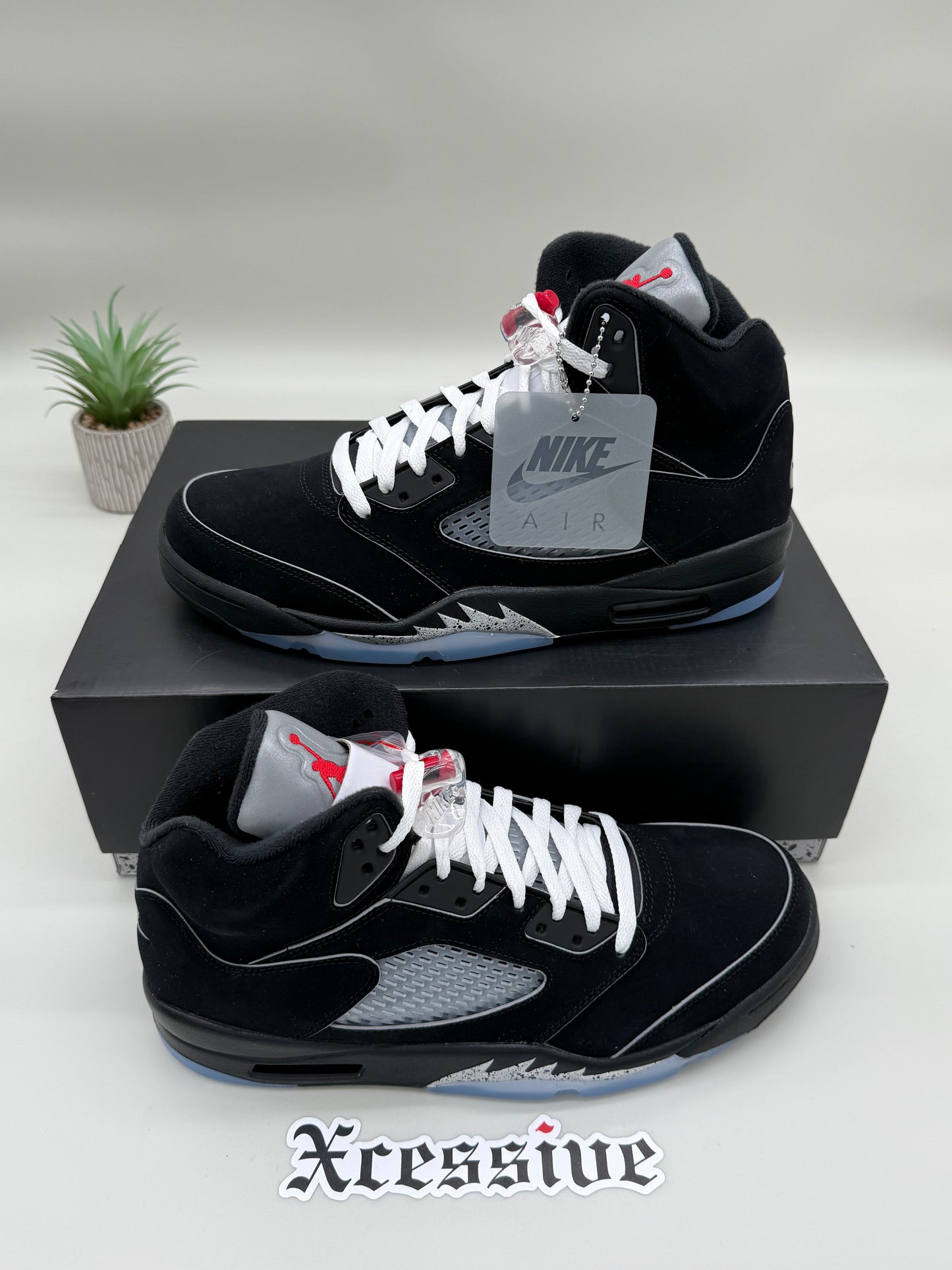 Jordan 5 Black Metallic Reimagined