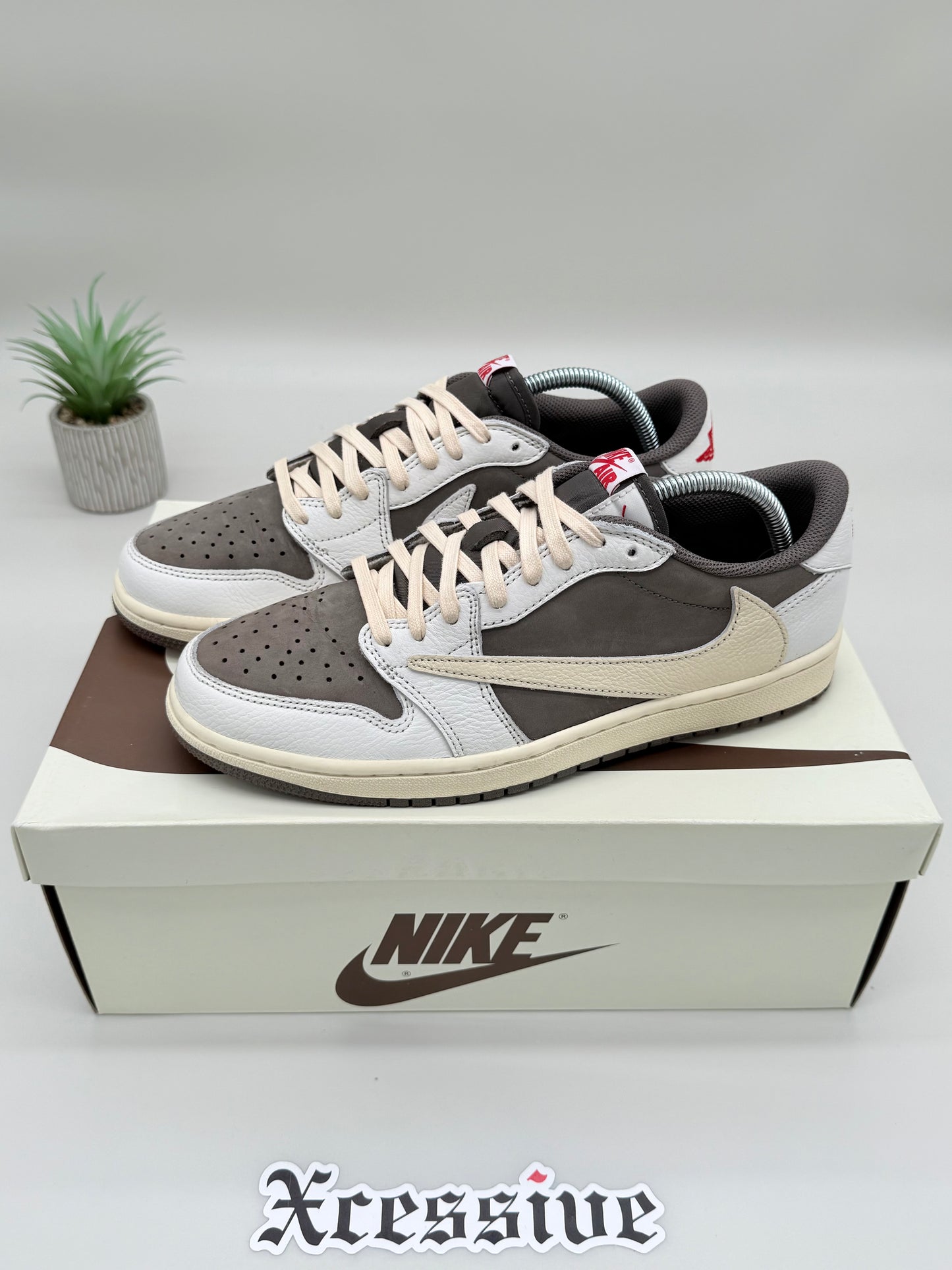 Jordan 1 Low Travis Scott Reverse Mocha