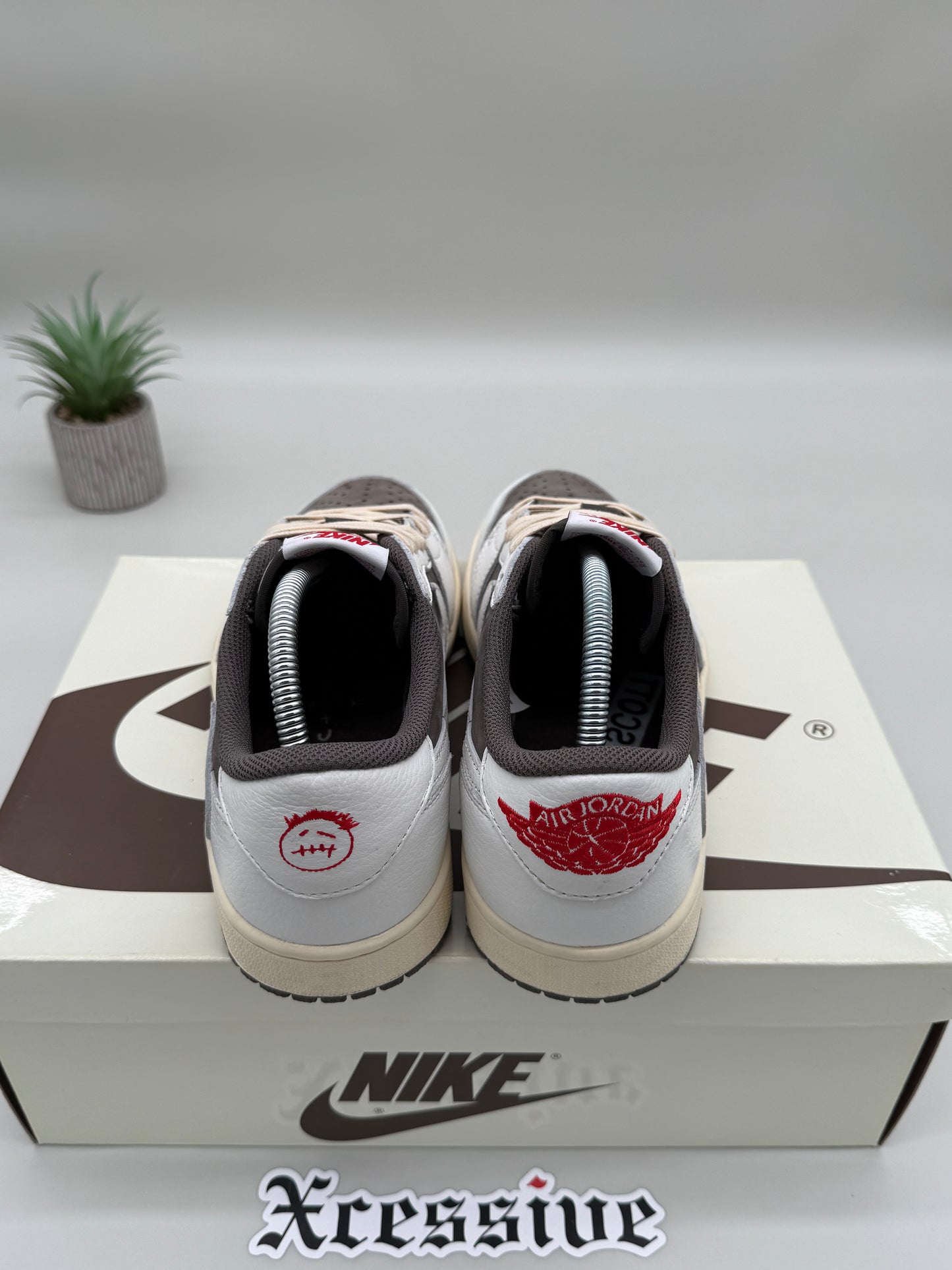 Jordan 1 Low Travis Scott Reverse Mocha